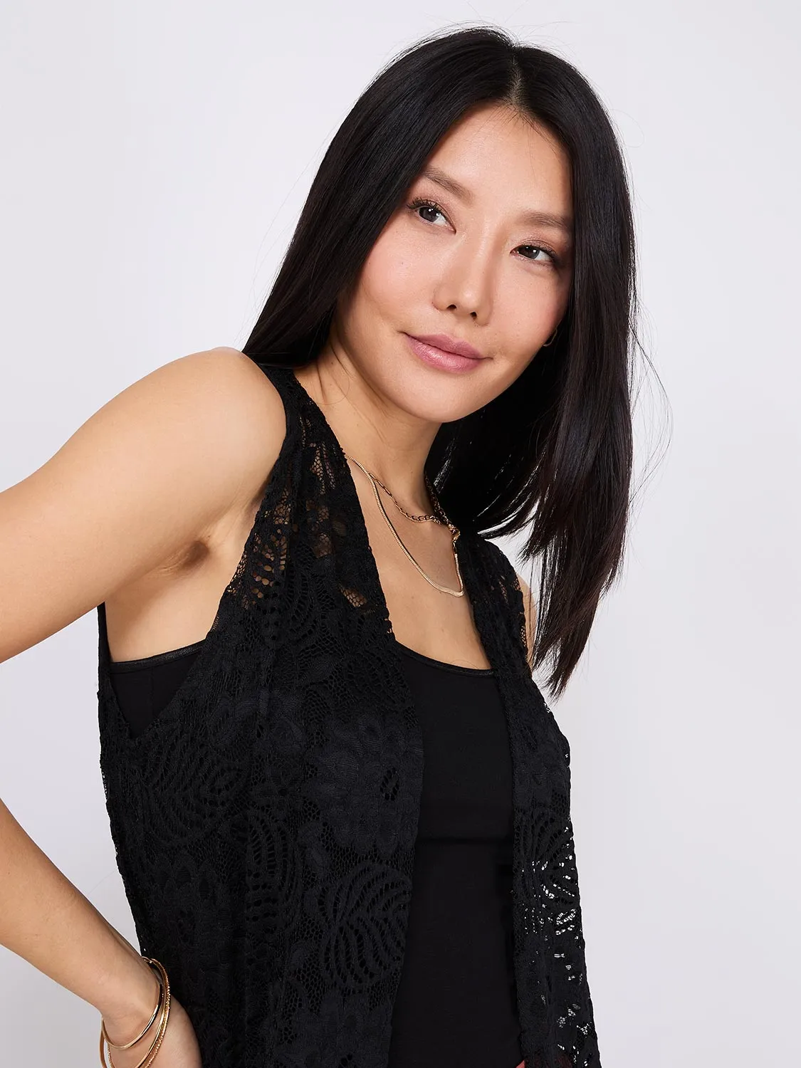 Sleeveless Lace Duster With Fringe Bottom sold by Suzy Shier product image thumbnail 2