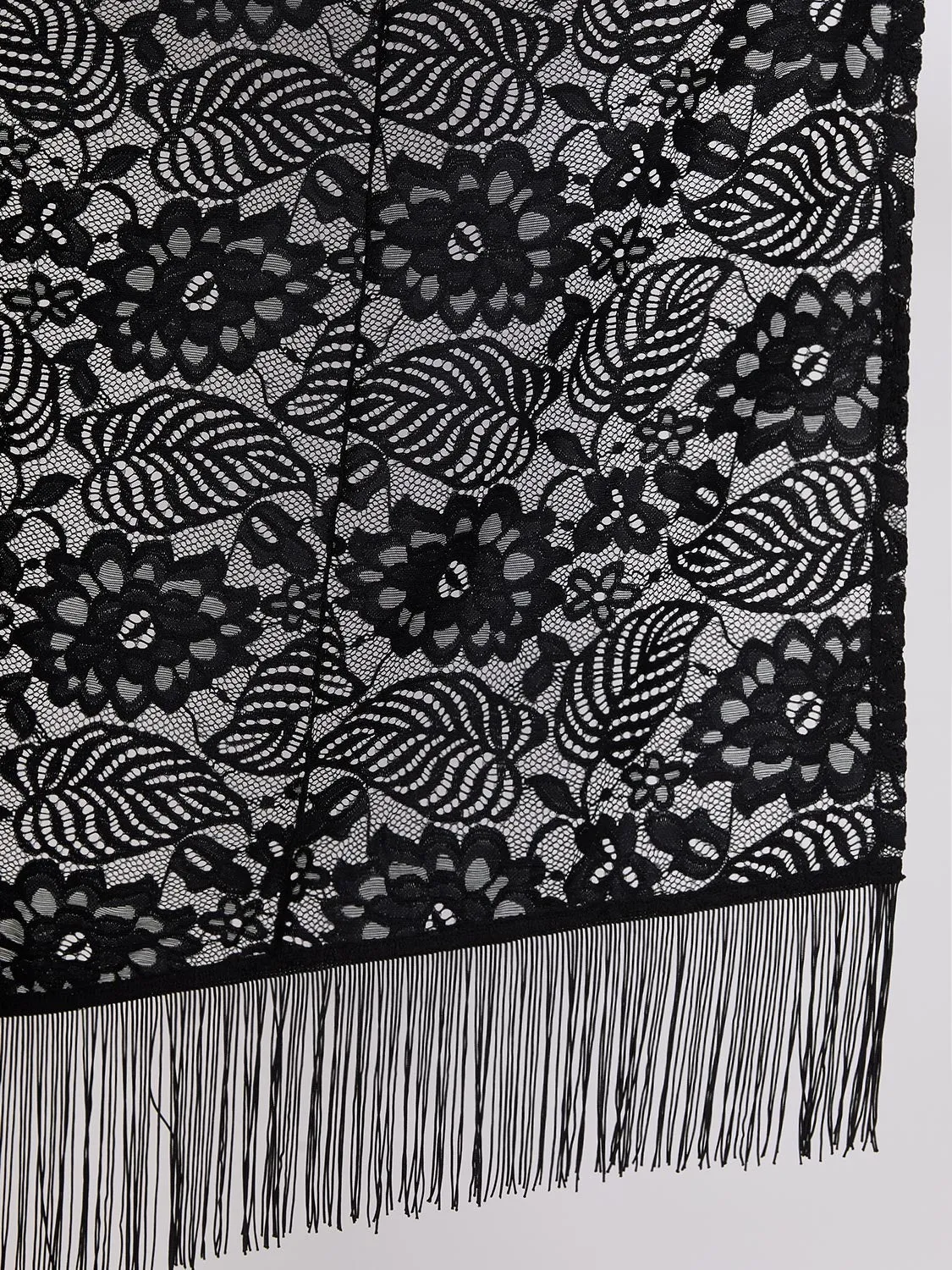 Sleeveless Lace Duster With Fringe Bottom sold by Suzy Shier product image thumbnail 4