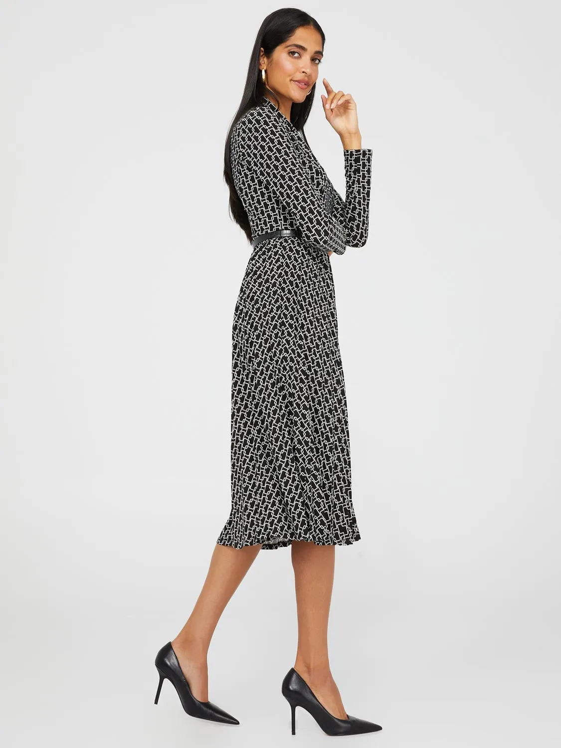 Geo Print Belted Midi Dress With Pleated Skirt sold by Suzy Shier product image thumbnail 5