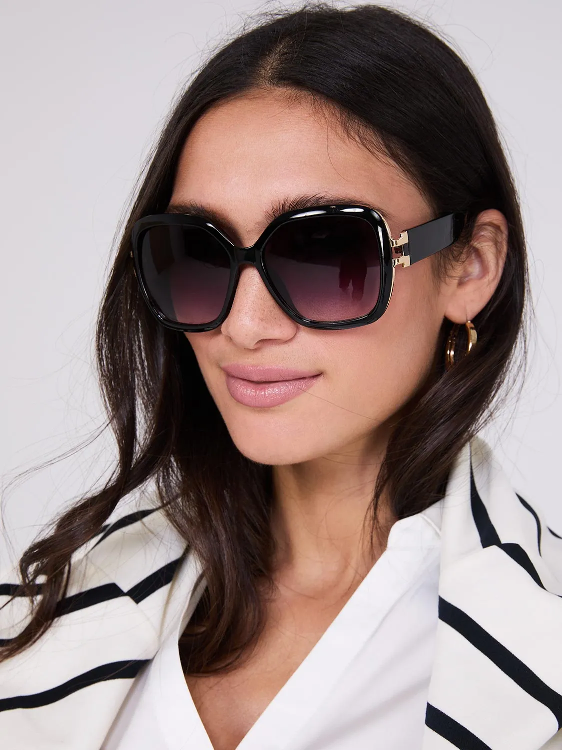 Oversized Square Sunglasses With Gold Details sold by Suzy Shier product image thumbnail 2