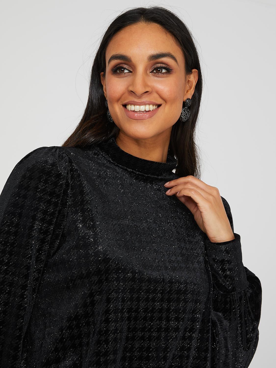 Velvet Glitter Houndstooth Mock Neck Top sold by Suzy Shier product image thumbnail 5