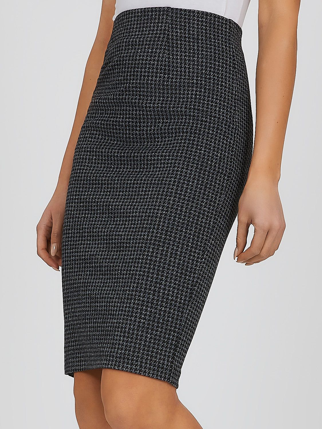 Basic Pull-On Knit Skirt sold by Suzy Shier product image thumbnail 2