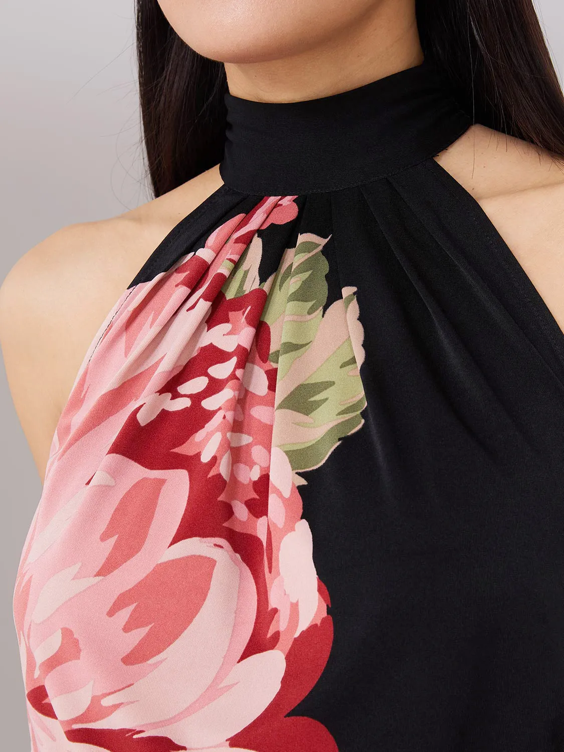 Floral Placement Mock Neck Halter Top sold by Suzy Shier product image thumbnail 5