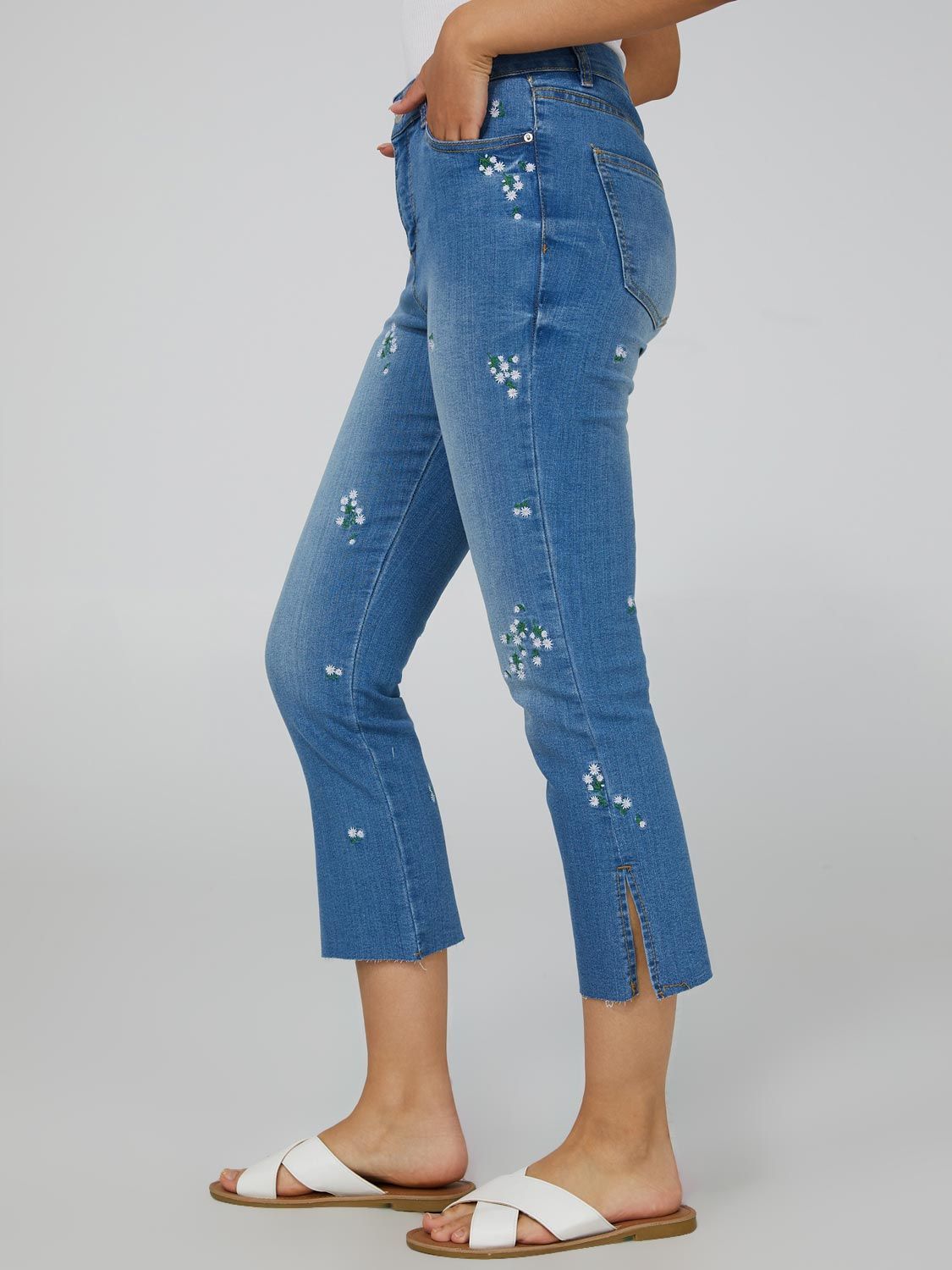 Embroidered Capri Jeans sold by Suzy Shier product image thumbnail 3