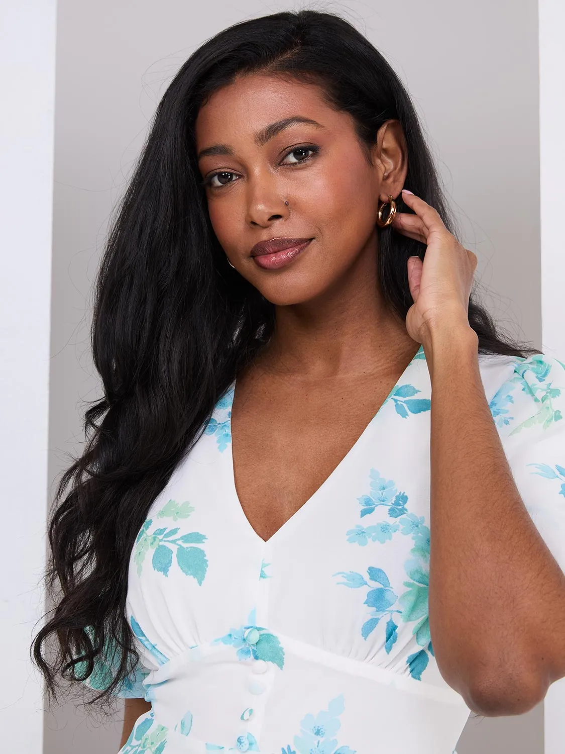 Floral Print V-Neck Dress With Button Details sold by Suzy Shier product image thumbnail 5