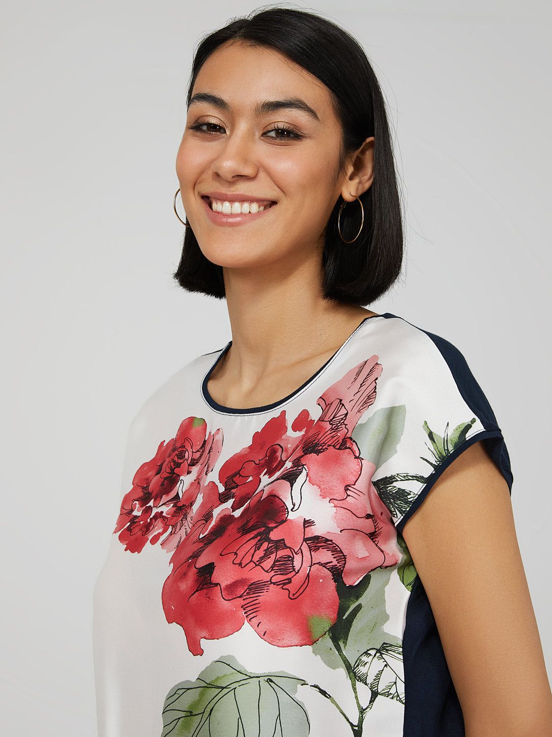 Floral Short Dolman Sleeve Top sold by Suzy Shier product image thumbnail 2