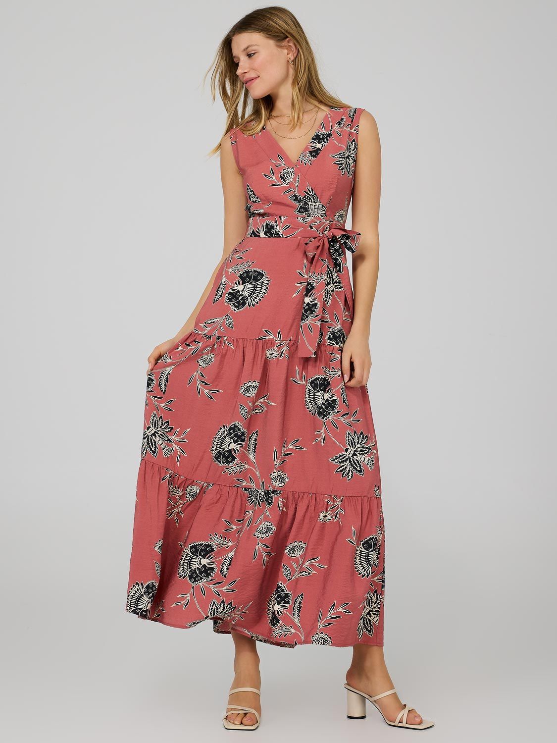 Printed Crinkle 2-Tier Maxi Dress sold by Suzy Shier product image thumbnail 4