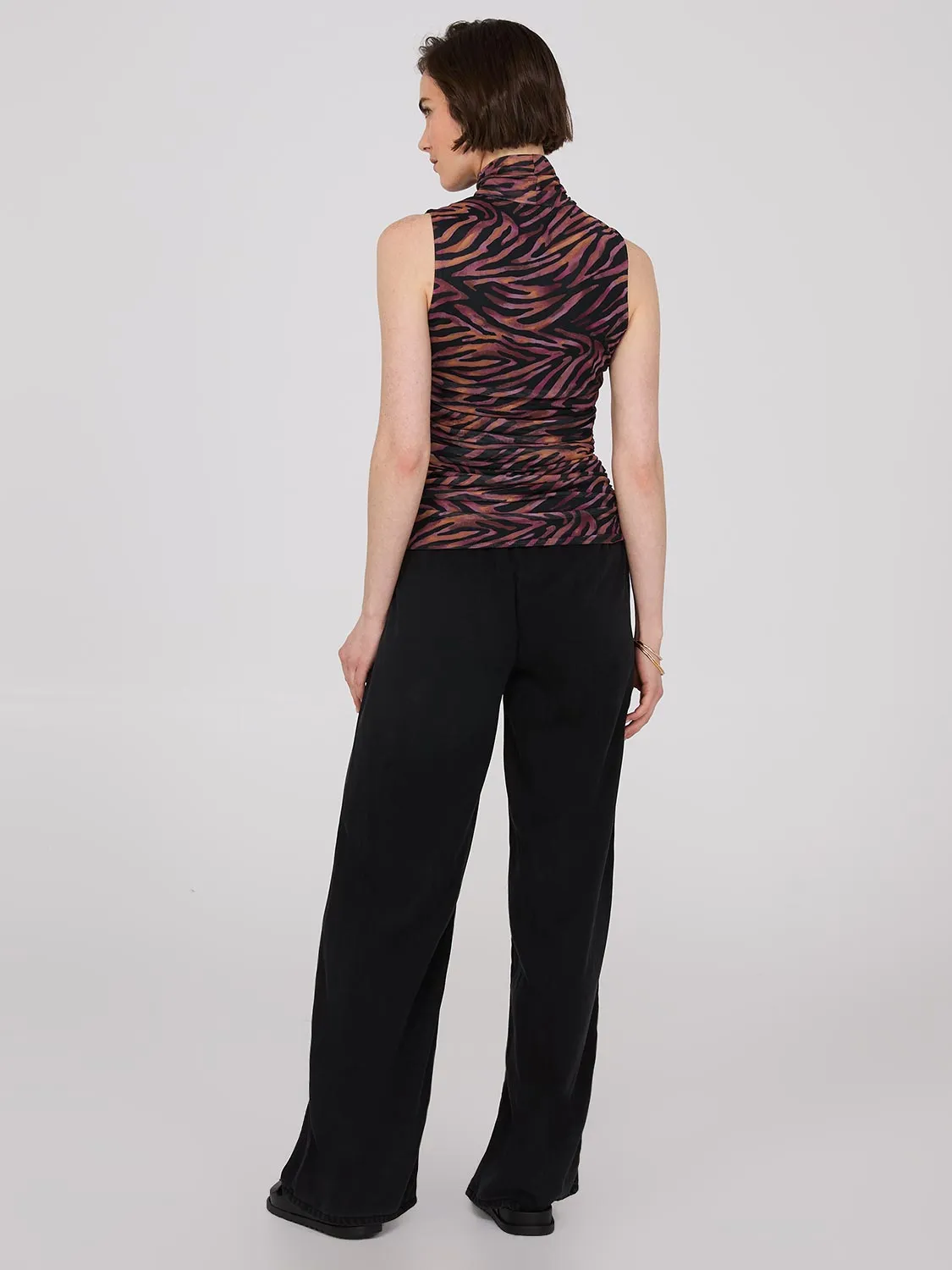 Sleeveless Zebra Print Mock Neck Top sold by Suzy Shier product image thumbnail 3