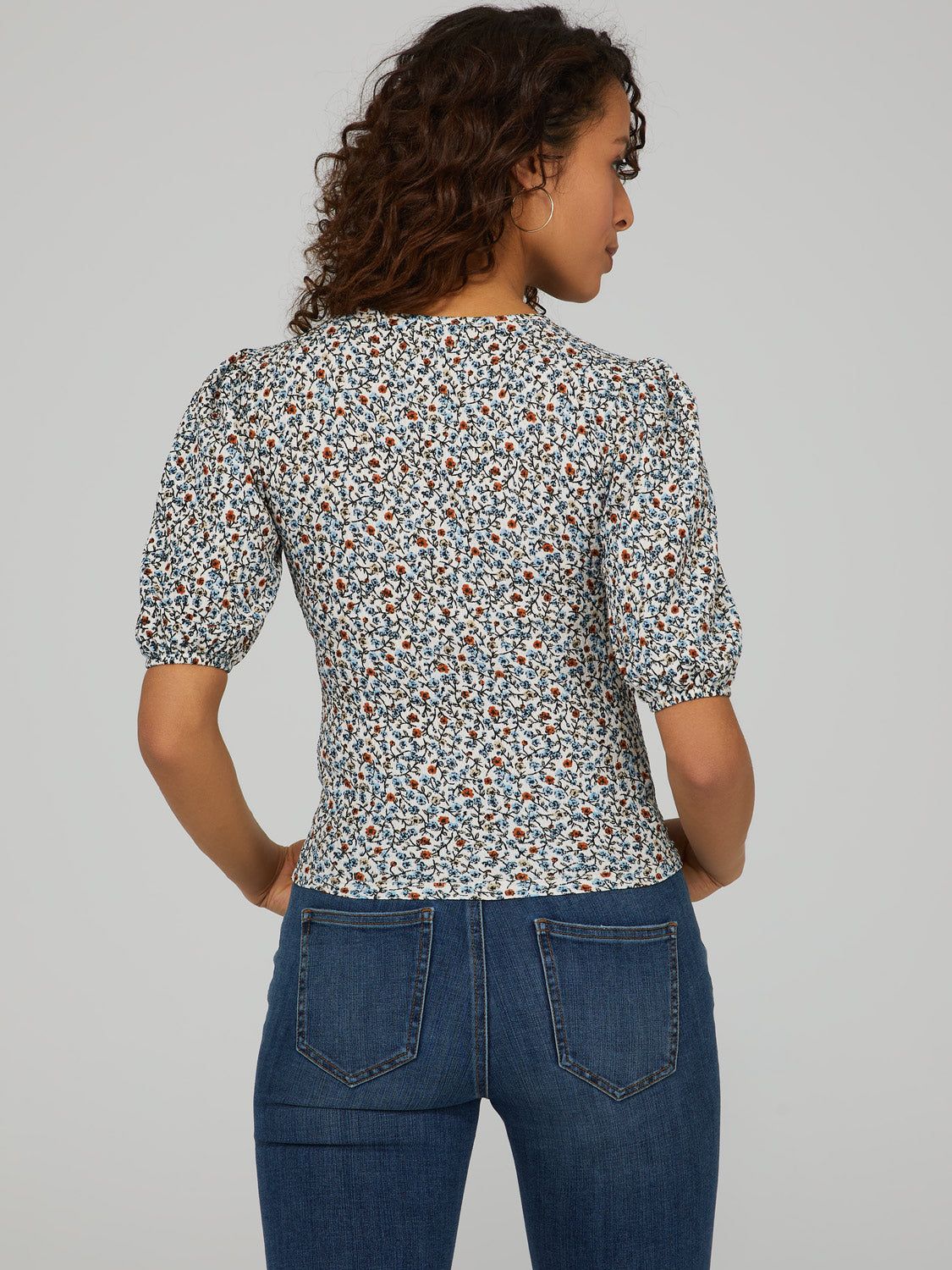 Printed Puff Sleeve V-Neck Top sold by Suzy Shier product image thumbnail 5