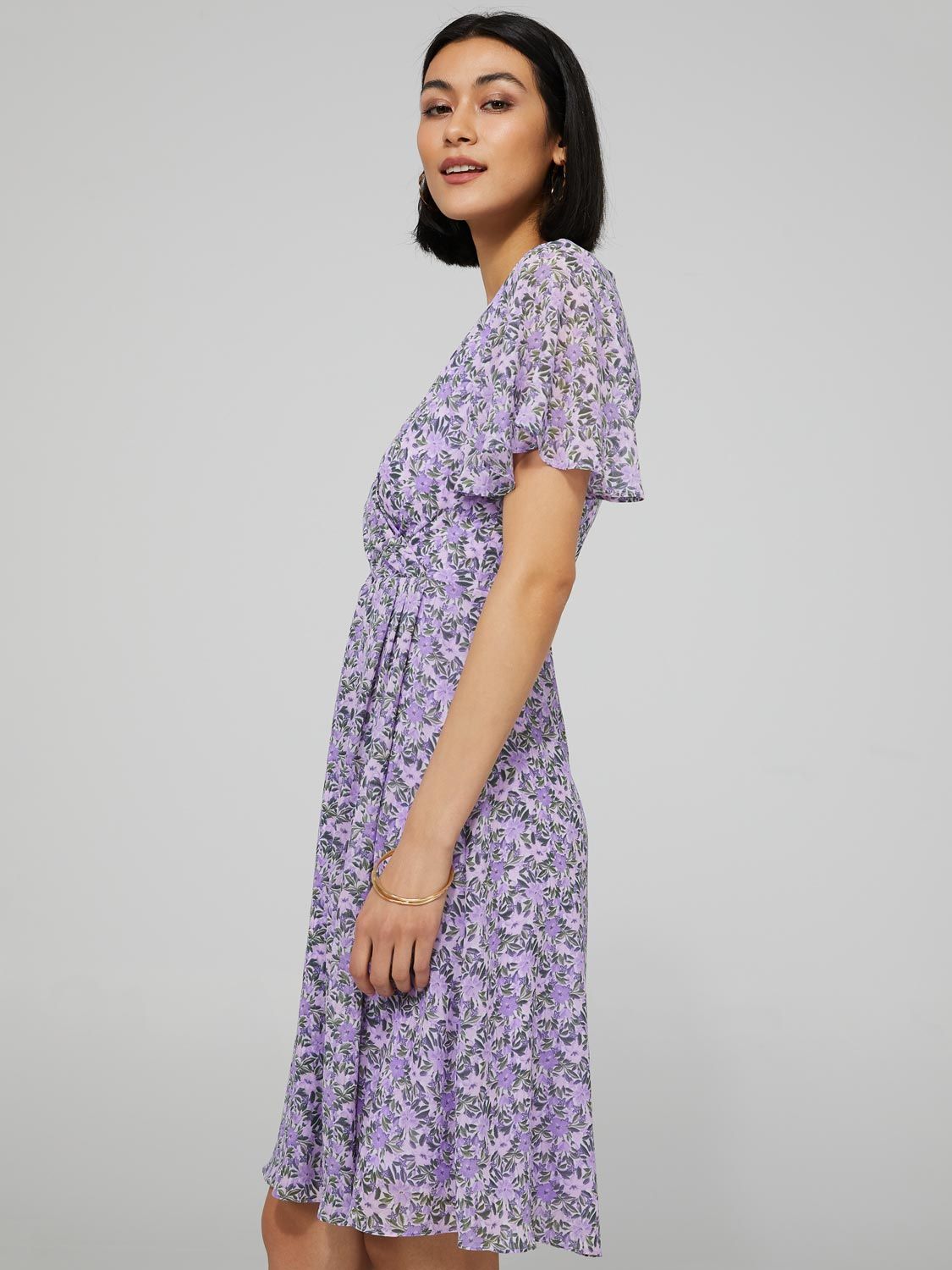 Printed Chiffon Crossover Skater Dress sold by Suzy Shier product image thumbnail 4