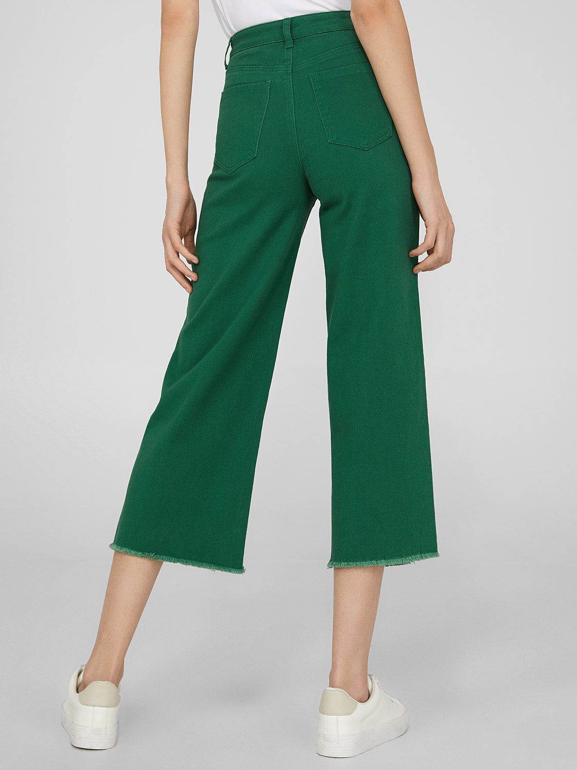 Cropped Raw Edge Wide Leg Gaucho Pants sold by Suzy Shier product image thumbnail 8