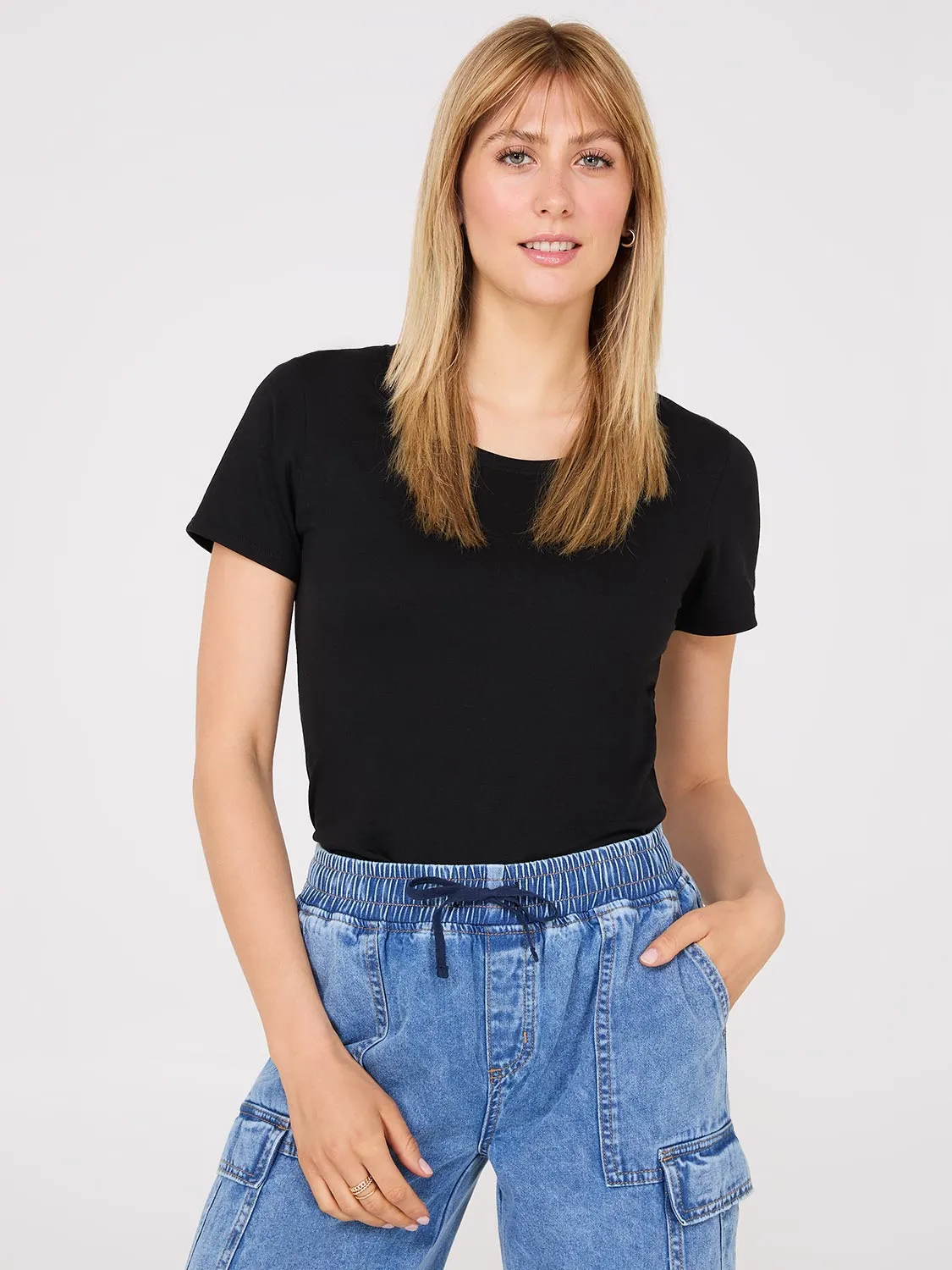 Scoop Neck Melange T-Shirt sold by Suzy Shier product image thumbnail 2