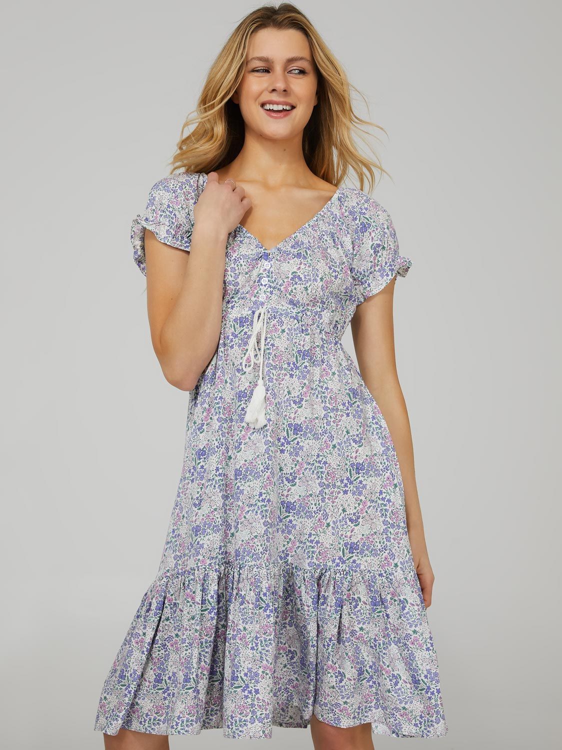 Printed 1-Tier Dress With Ruffle Cap Sleeves sold by Suzy Shier product image thumbnail 3