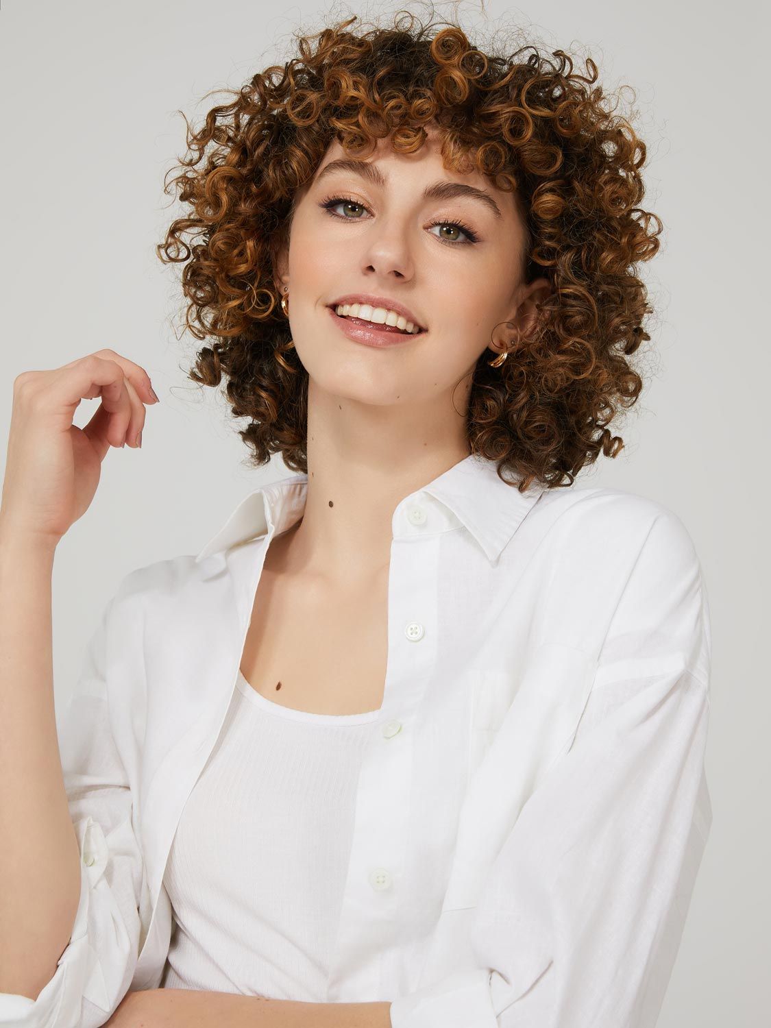 Oversized Button-Front Linen Shirt sold by Suzy Shier product image thumbnail 8