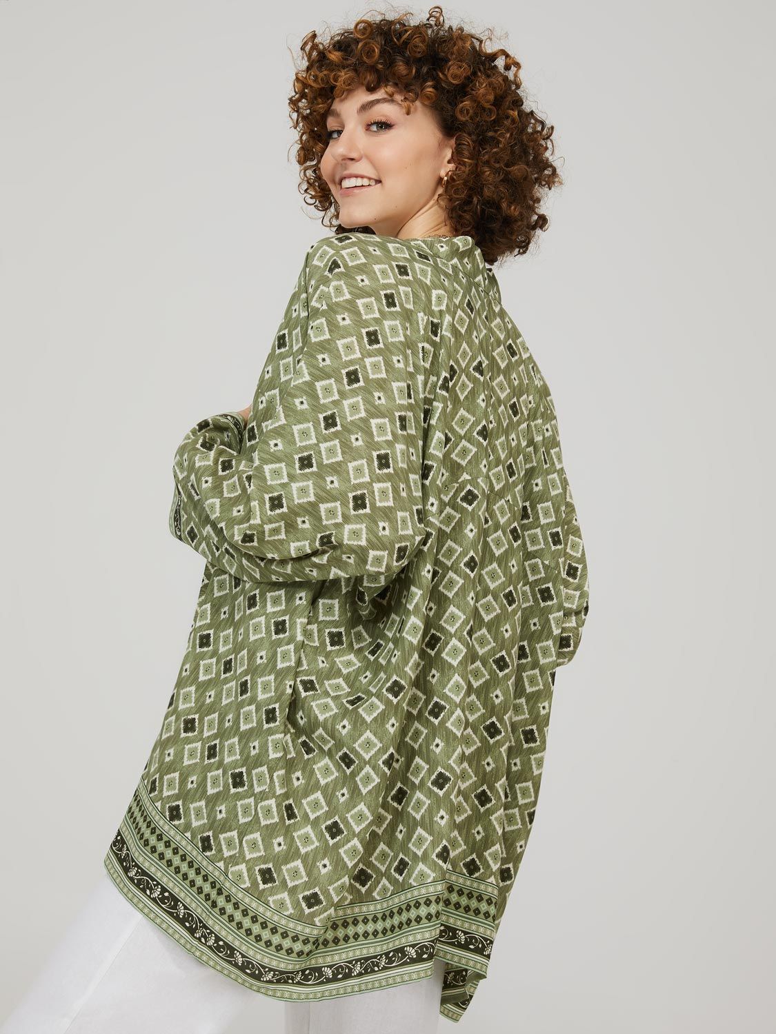 Ikat Print Crepe Kimono sold by Suzy Shier product image thumbnail 4