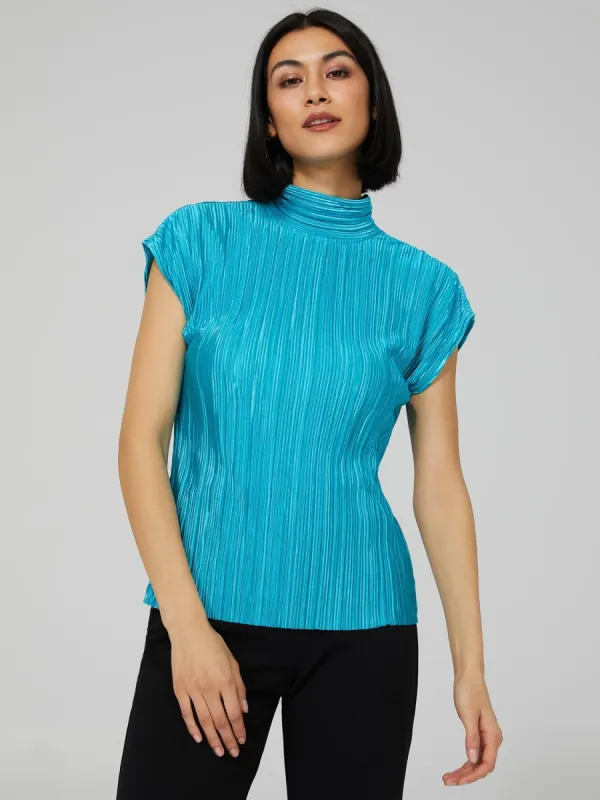 Short Sleeve Mock Neck Plisse Top sold by Suzy Shier