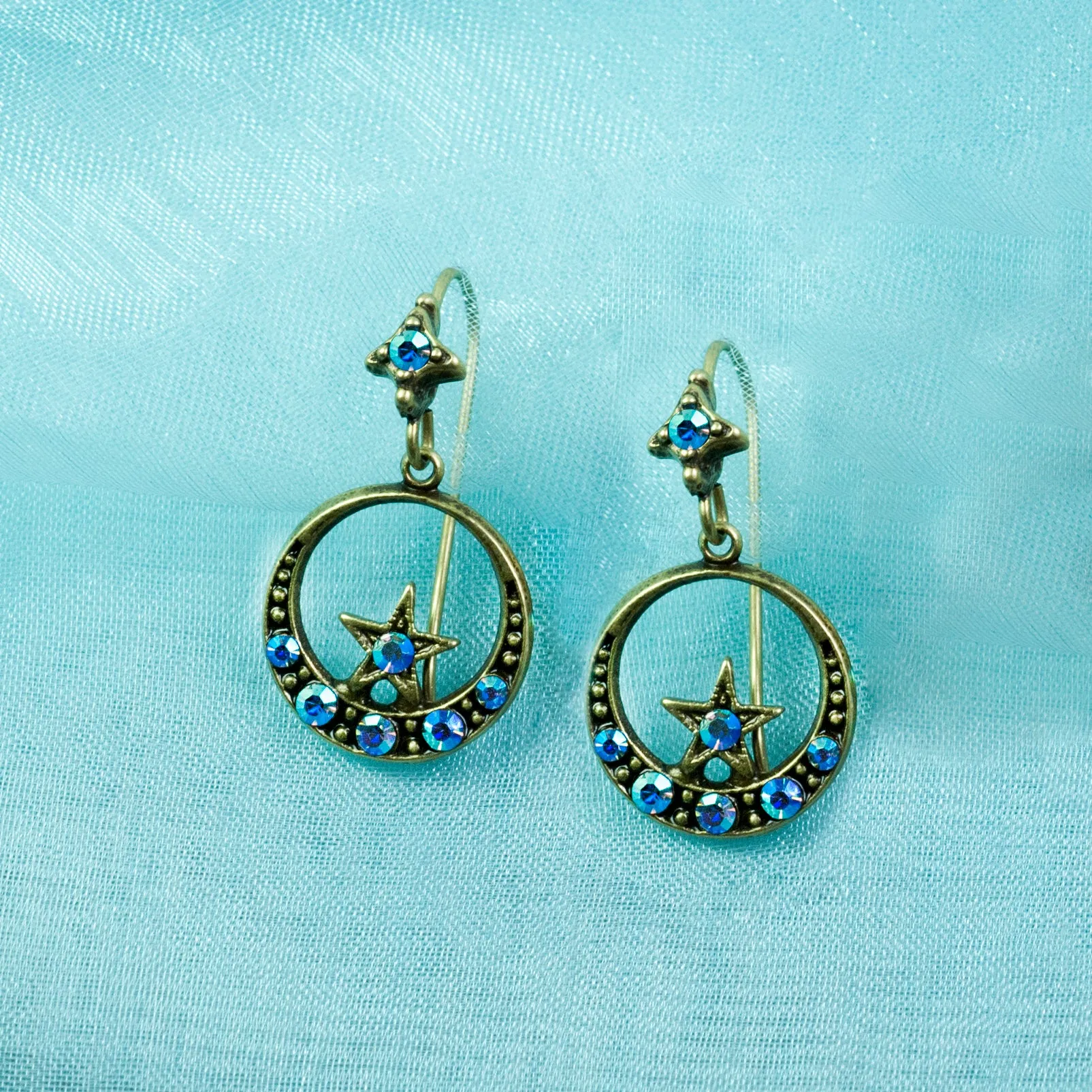 Nesting Star Earrings E1498 sold by Sweet Romance product image thumbnail 3