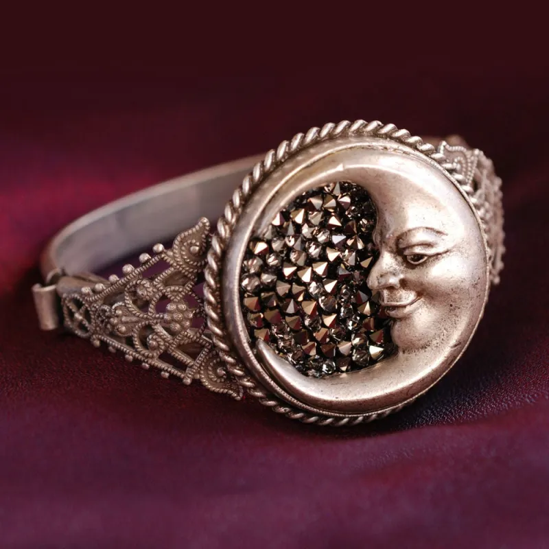 Crescent Moon Bracelet BR882 sold by Sweet Romance