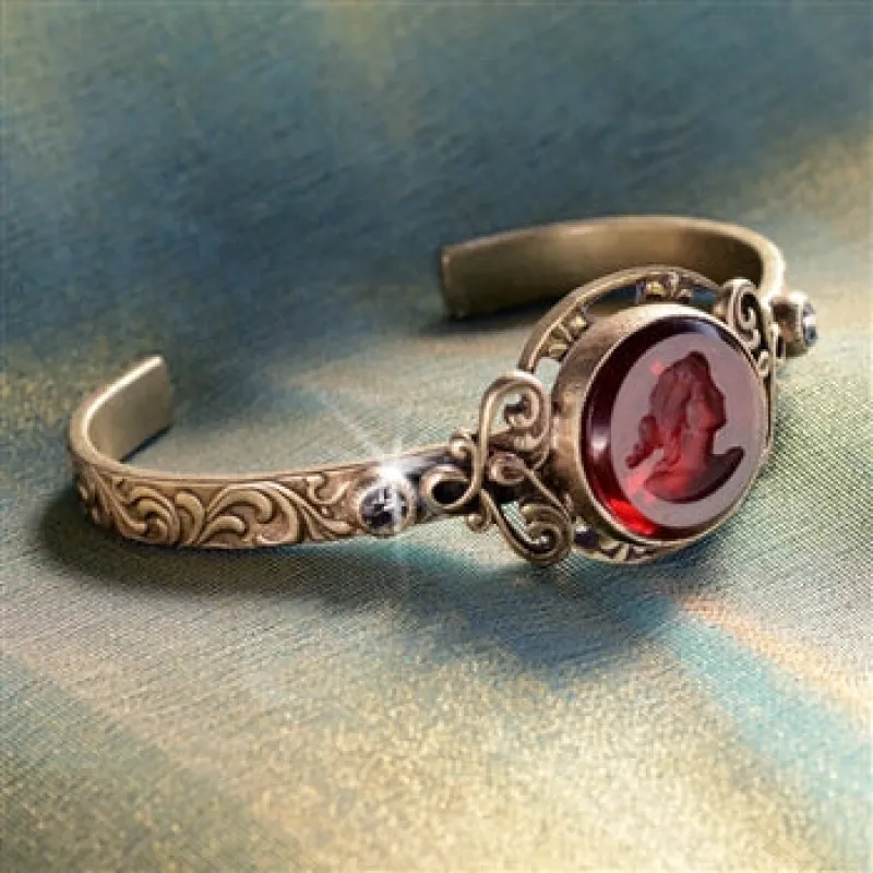 Alycia Intaglio Bracelet BR490 sold by Sweet Romance