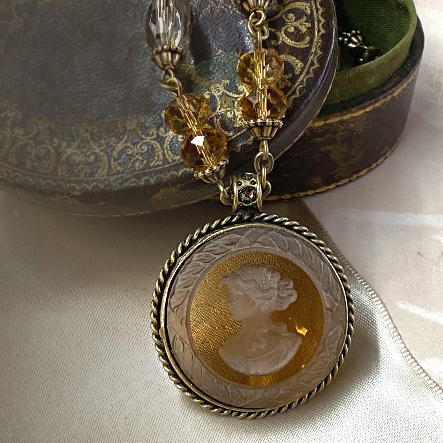 Topaz Intaglio Cameo Agate Bead Necklace N1206 sold by Sweet Romance product image thumbnail 5