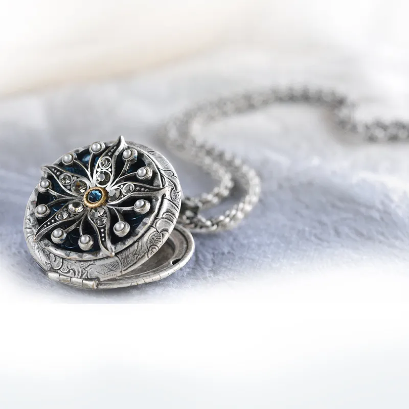 Victorian Star 1860s Locket N492 sold by Sweet Romance