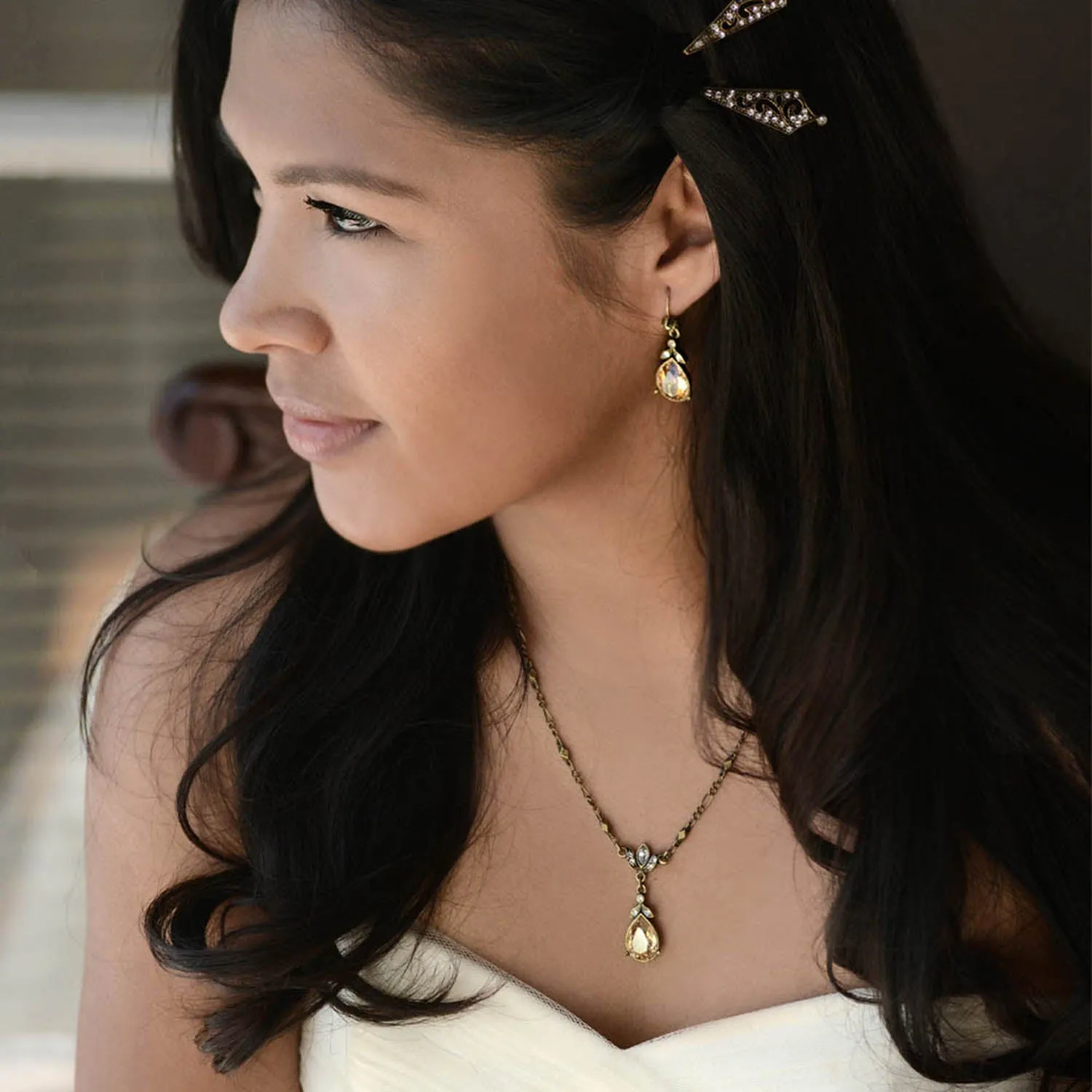Crystal Pear Lavaliere Necklace N1170 sold by Sweet Romance product image thumbnail 2