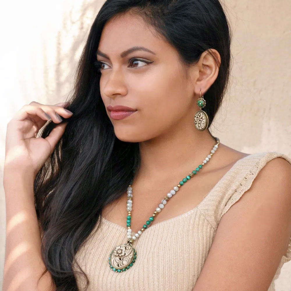 Malachite Garden Beaded Necklace N1360 sold by Sweet Romance product image thumbnail 5