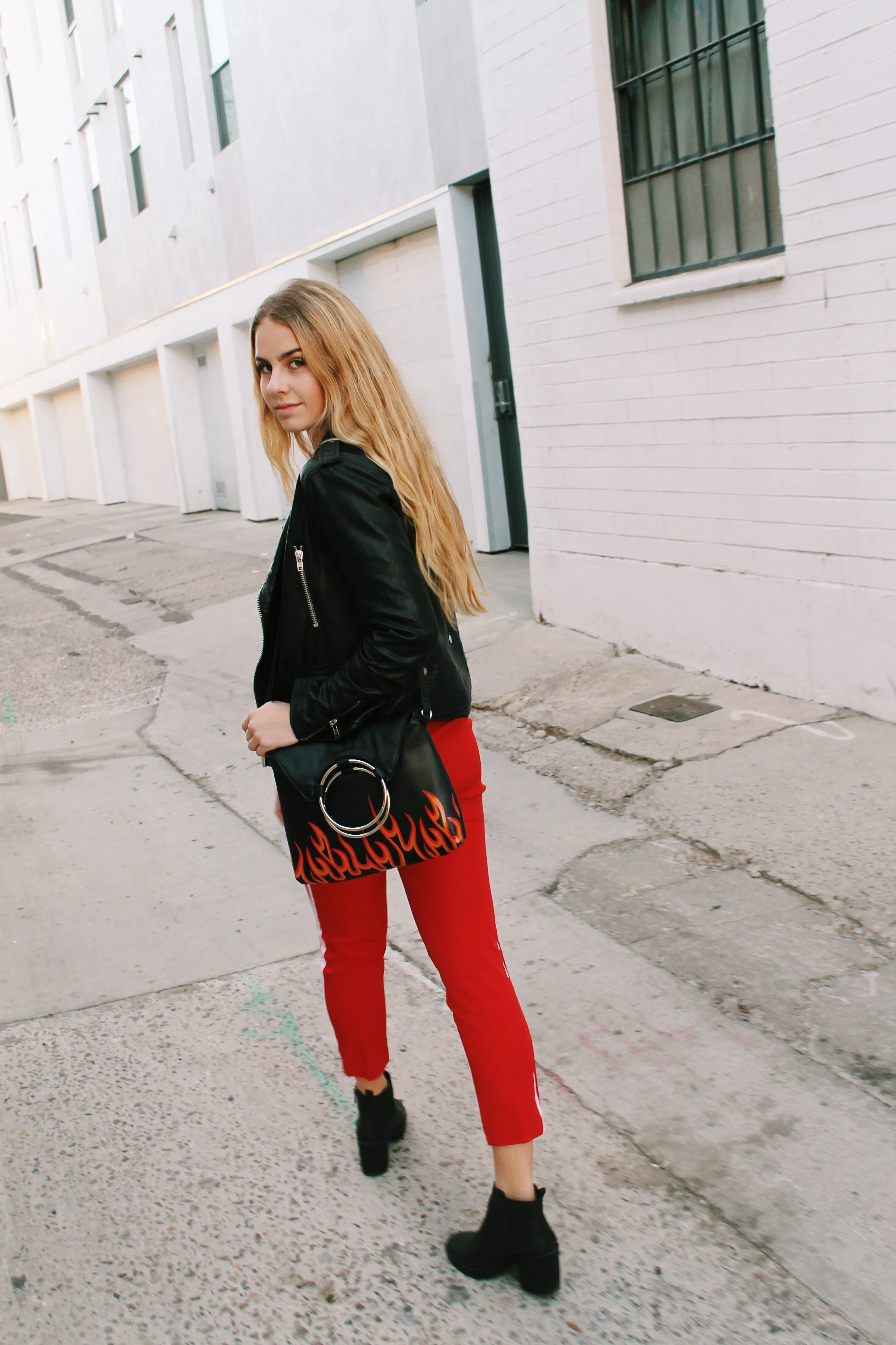 Lexi Ring Fold-over Satchel in Flamin' Hot sold by T-Shirt & Jeans product image thumbnail 2