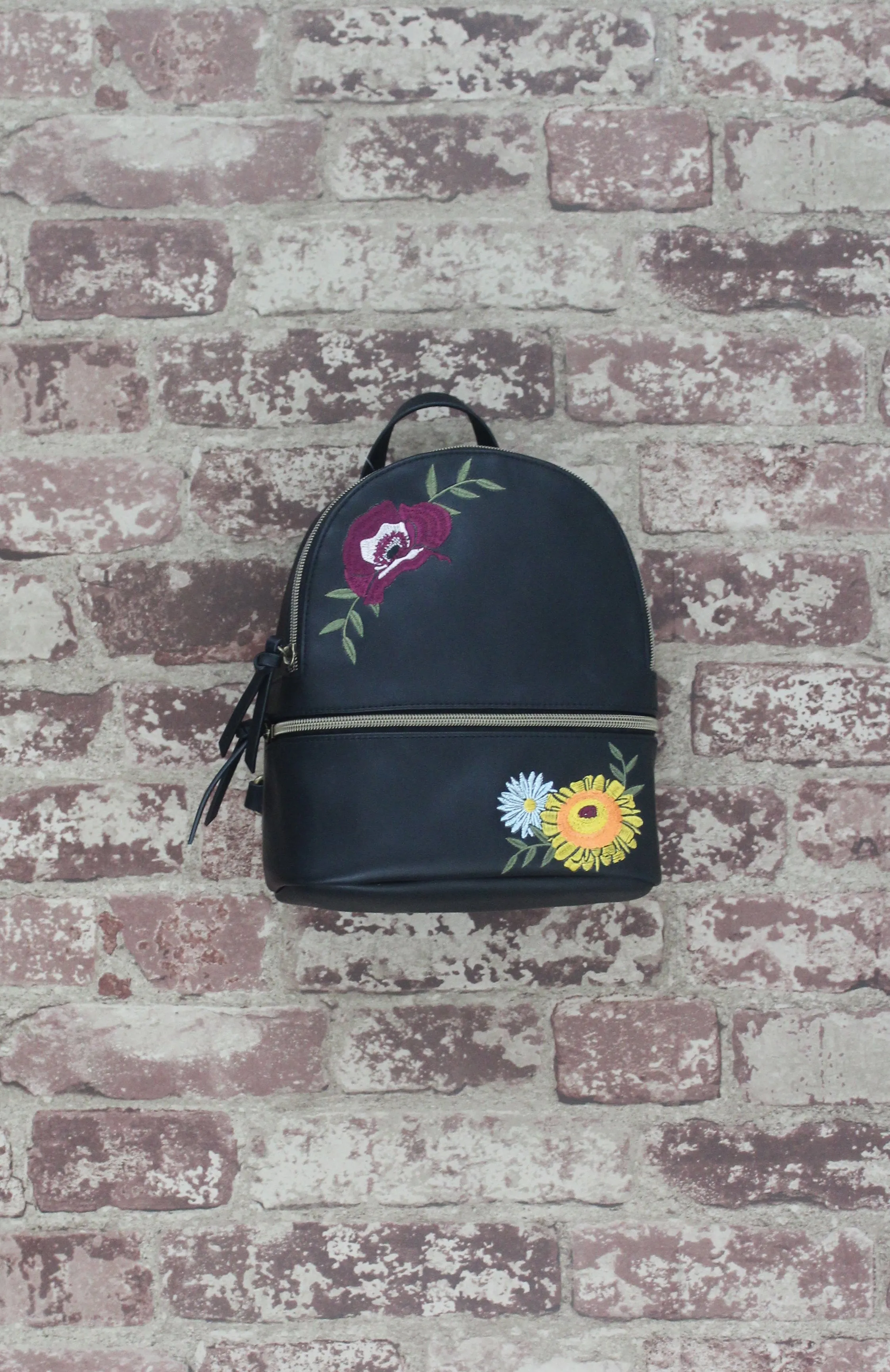 Jackie Backpack in Black sold by T-Shirt & Jeans product image thumbnail 5