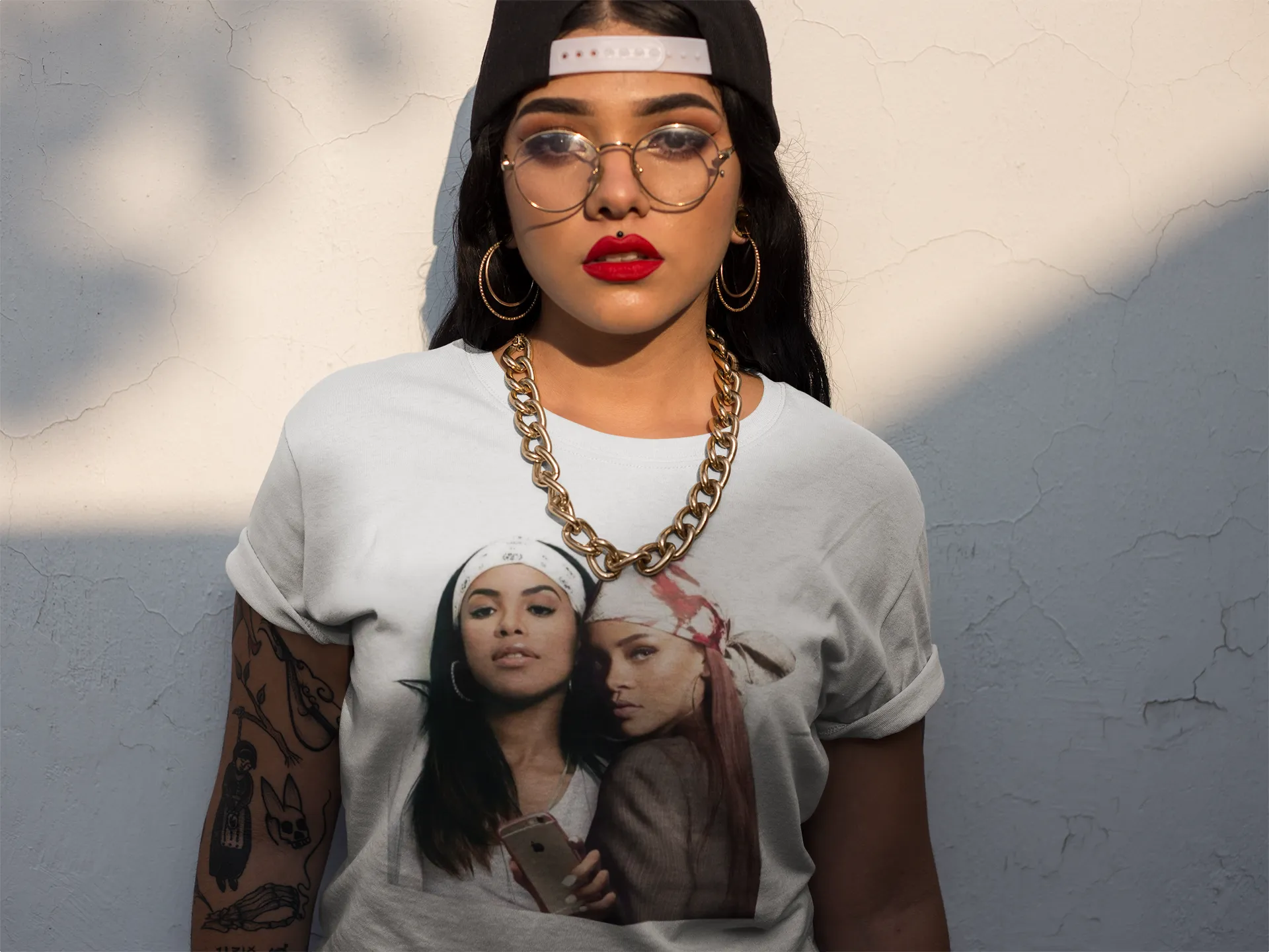Aaliyah & Rihanna Selfie Picture T-Shirt* sold by T-Shirt Addicts product image thumbnail 5