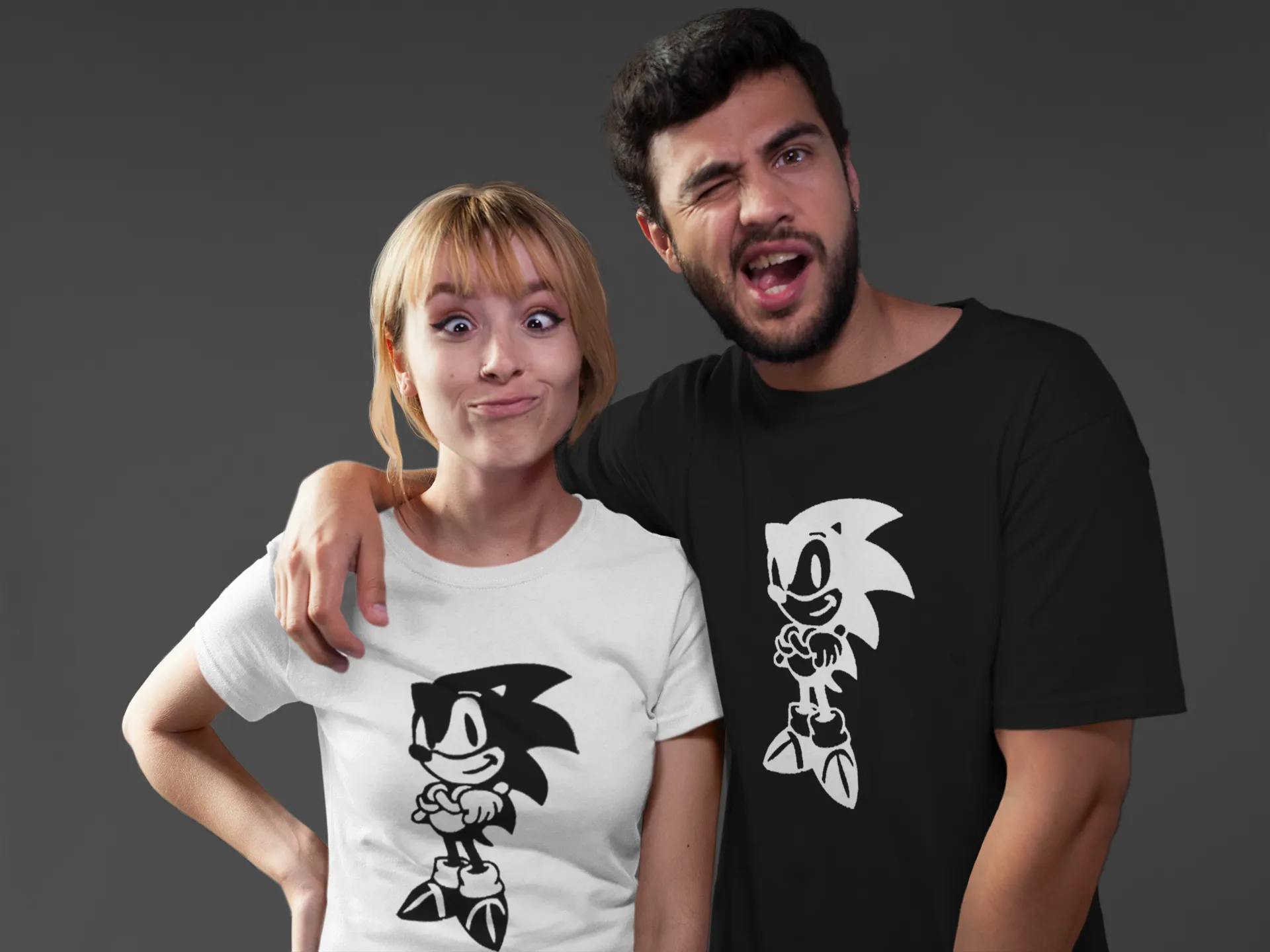 Sonic Silhouette T-Shirt sold by T-Shirt Addicts product image thumbnail 2