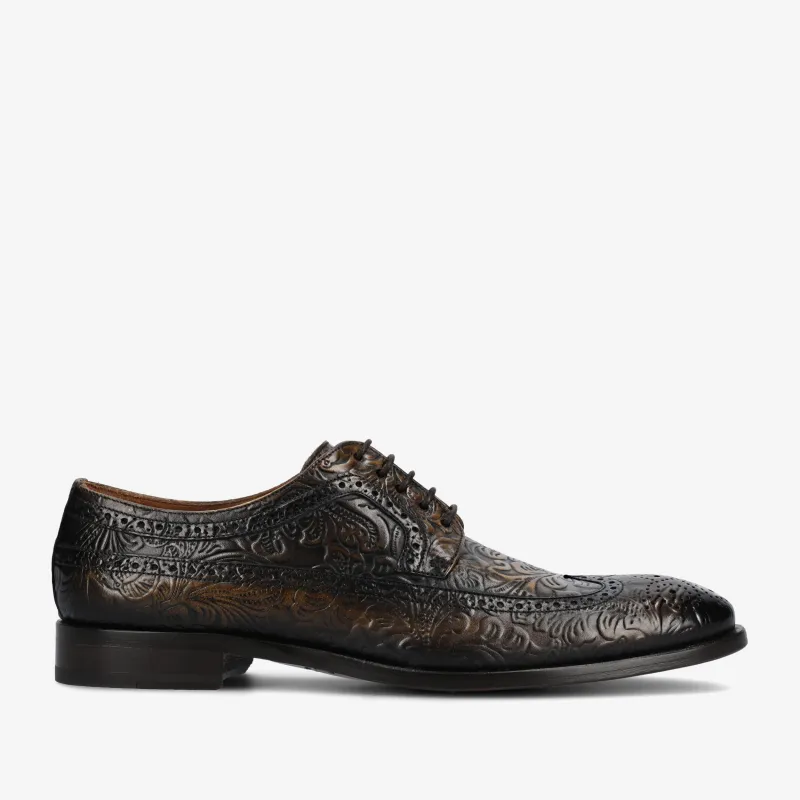 The Preston Shoe in Oro Viejo sold by Taft