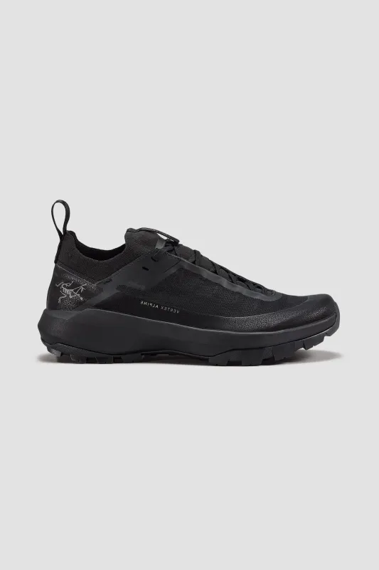 Arc'teryx Men's Vertex Alpine GTX Shoe in Black/Black made by Arc'teryx