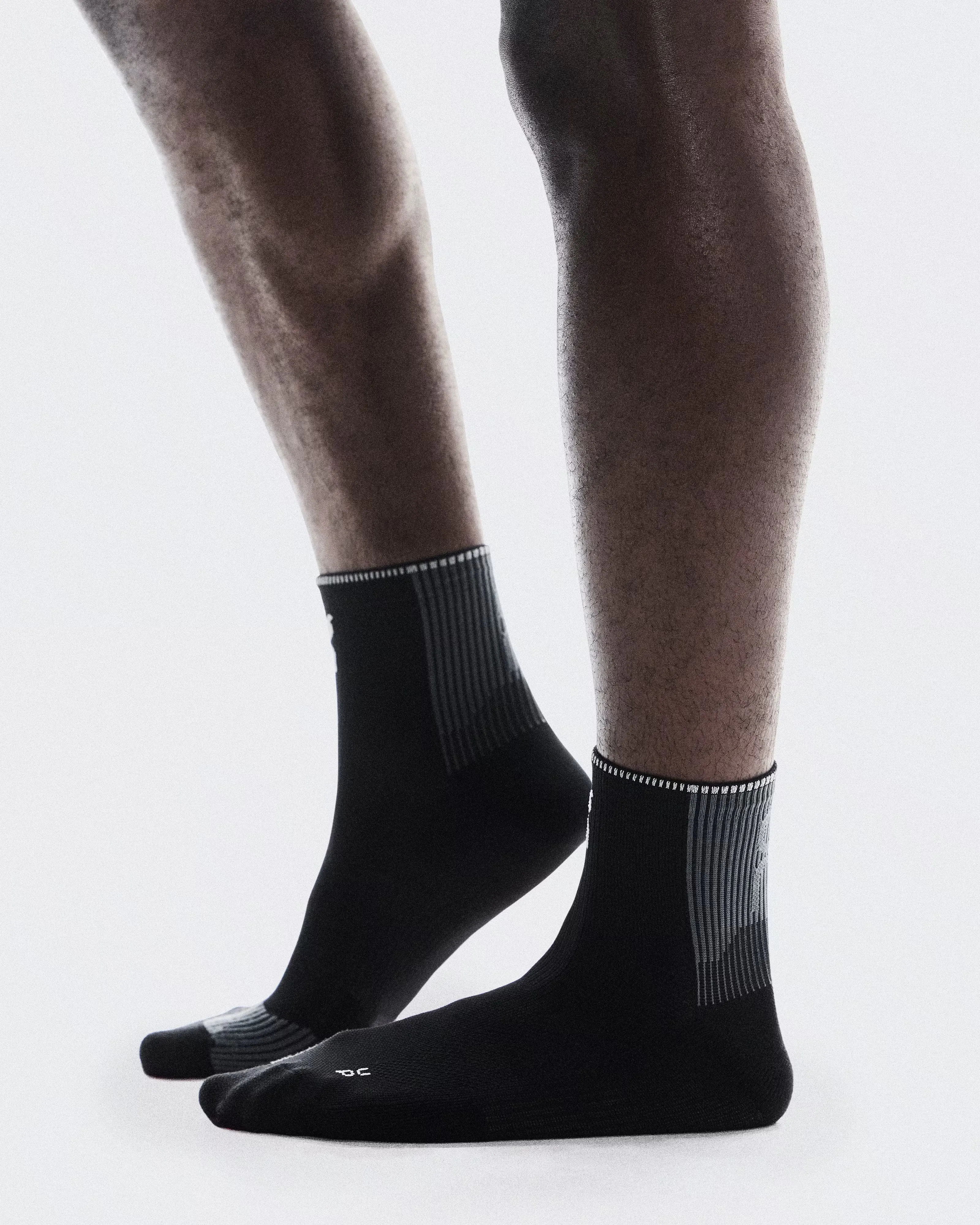 On Unisex Performance Run Sock Mid sold by Tag product image thumbnail 2