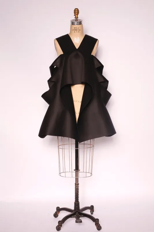 Veve Vest sold by Takara