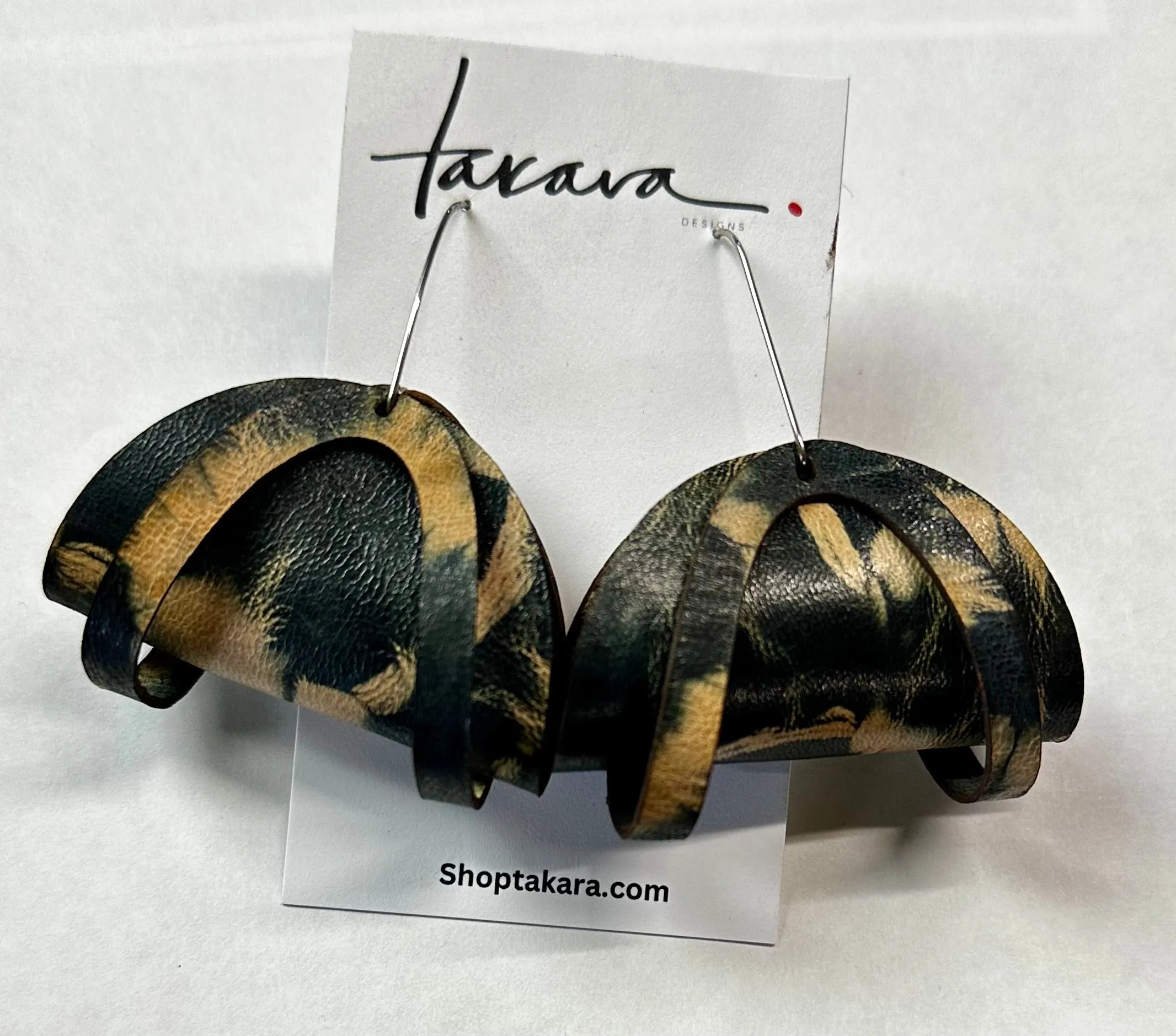 BiBi Earrings sold by Takara product image thumbnail 2