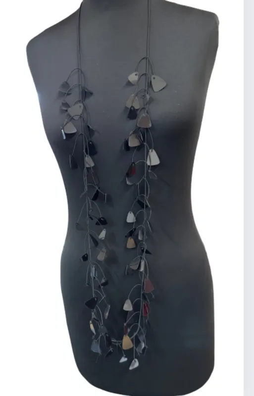 Black Kinetics (Rounded Pyramid) sold by Takara