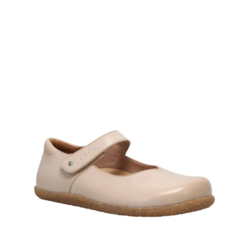 Ultimate sold by Taos Footwear