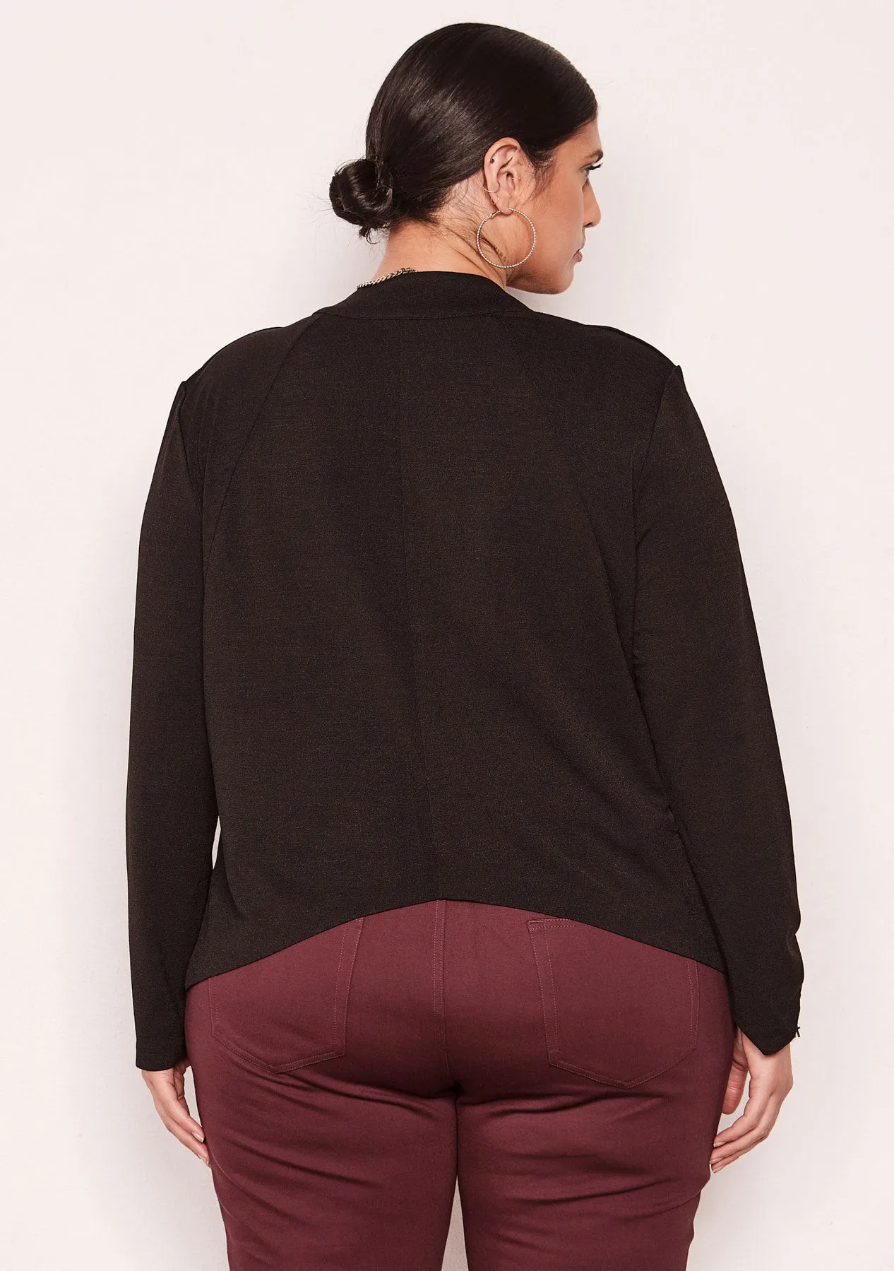 Jax Plus Blazer sold by Tart Collections product image thumbnail 4