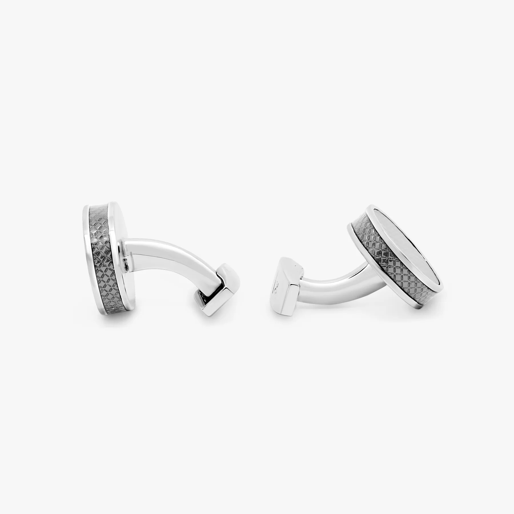Carbon Tablet cufflinks with Palladium plated & grey alutex sold by Tateossian product image thumbnail 2