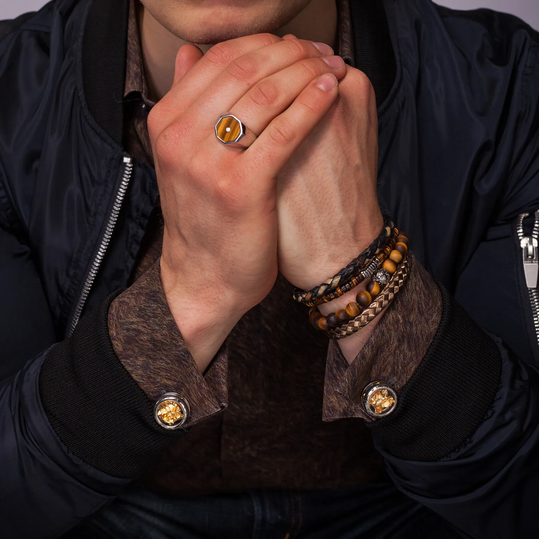 Panorama Precious Gold Leaf Cufflinks in Gunmetal Plated sold by Tateossian product image thumbnail 4