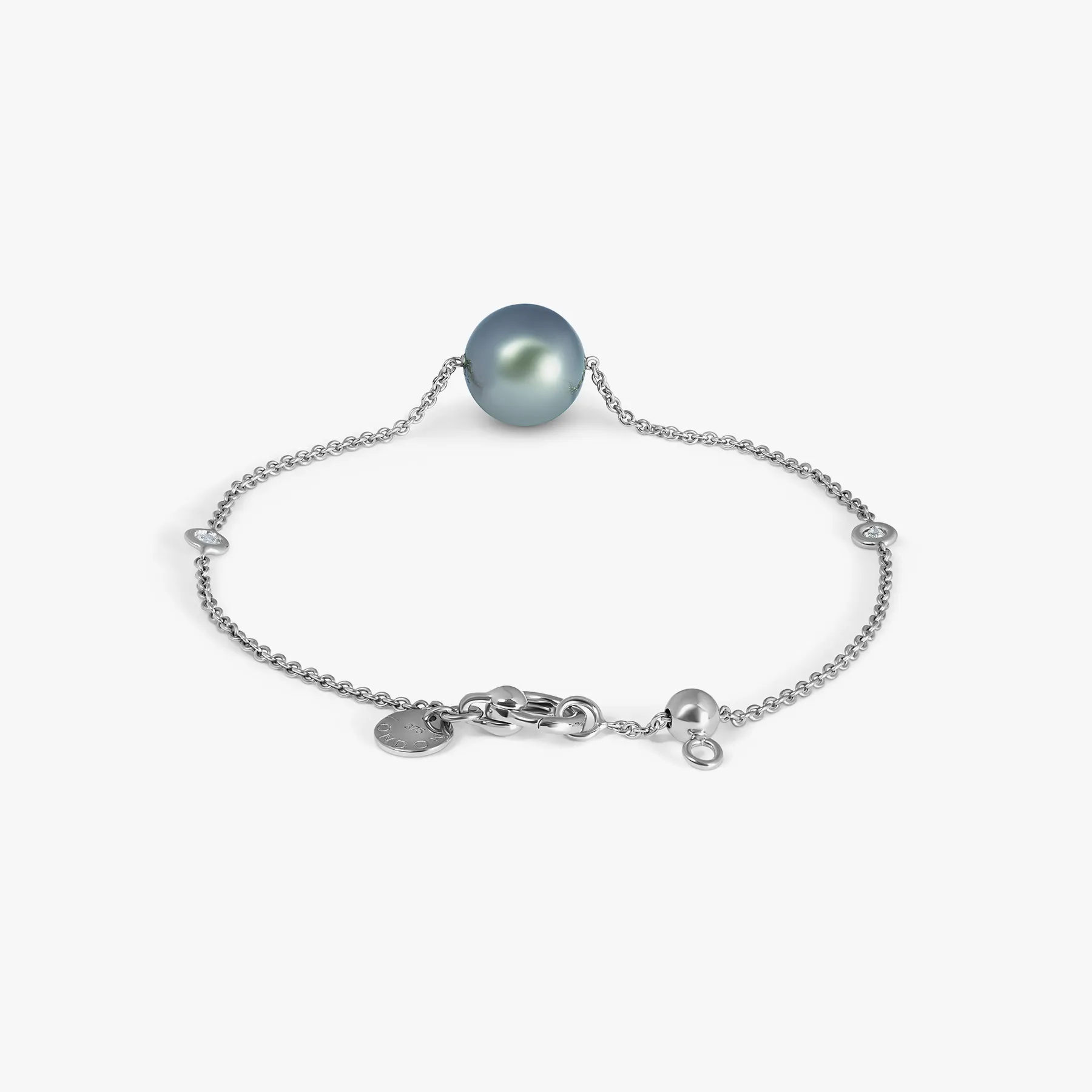 White Diamond Bracelet in 9K White Gold with Grey Tahitian Pearl sold by Tateossian product image thumbnail 2