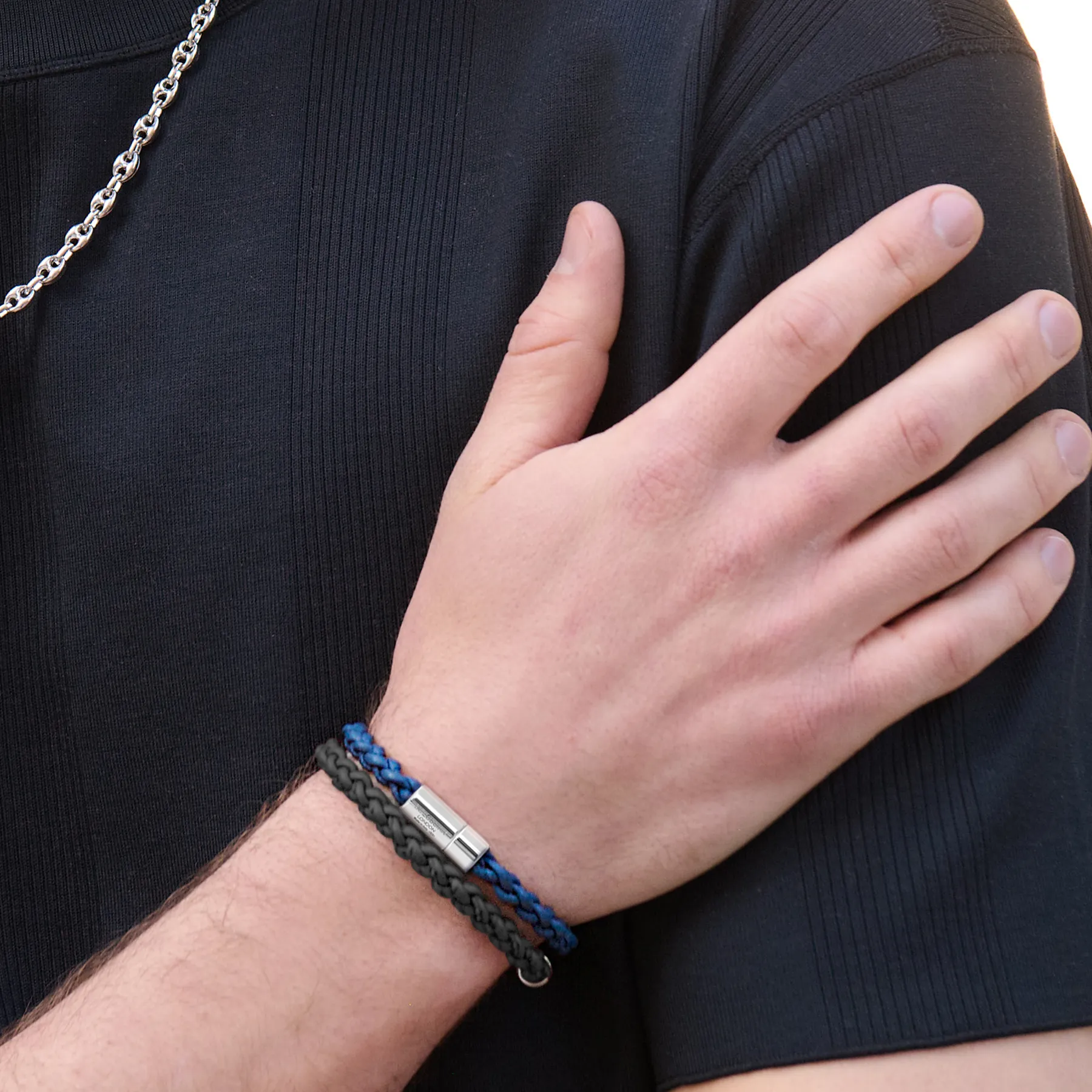 Big Pop Marine Pelle Bracelet In Black Leather sold by Tateossian product image thumbnail 4