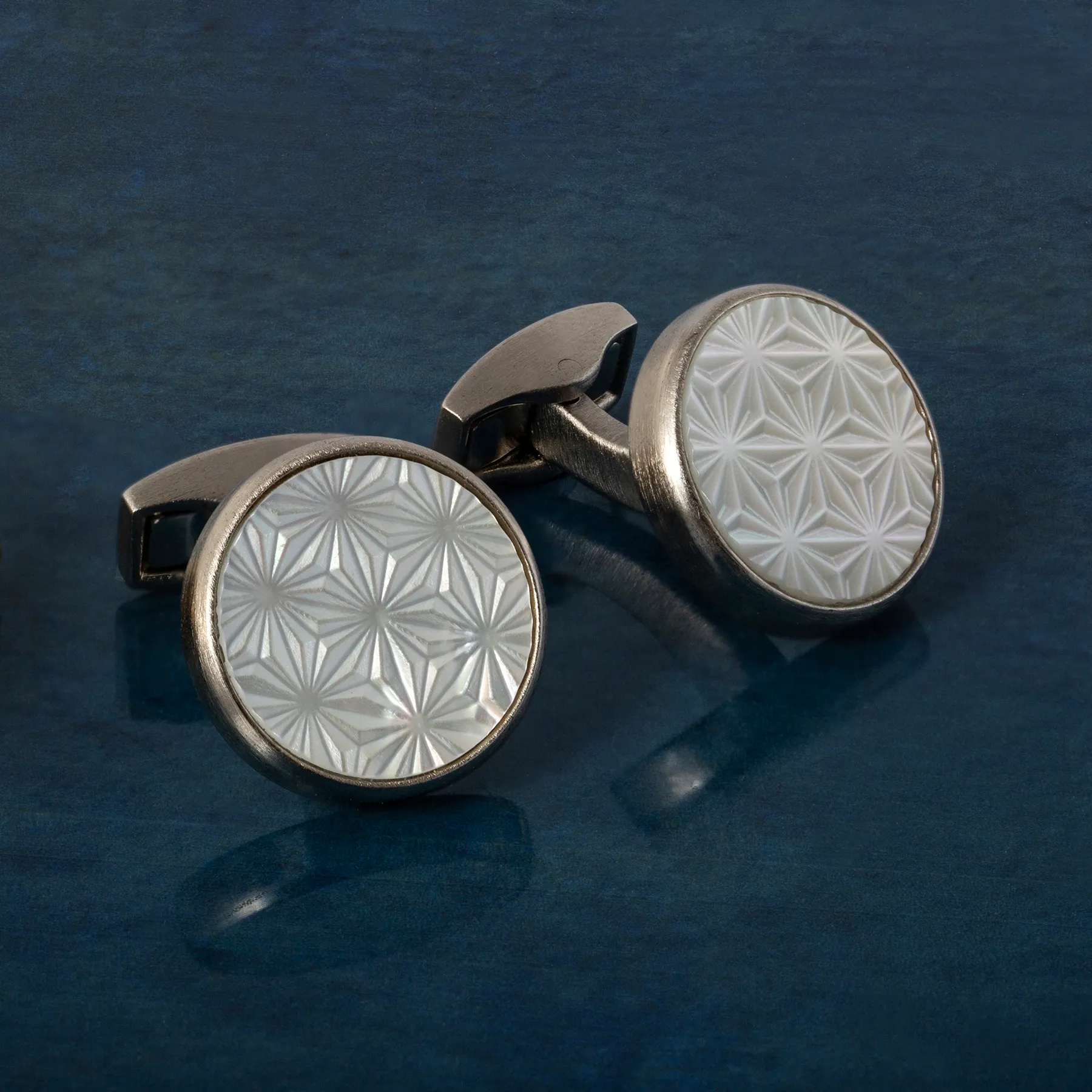 Asanoha Semi -Precious Cufflink in White MOP & Palladium Plated sold by Tateossian product image thumbnail 4