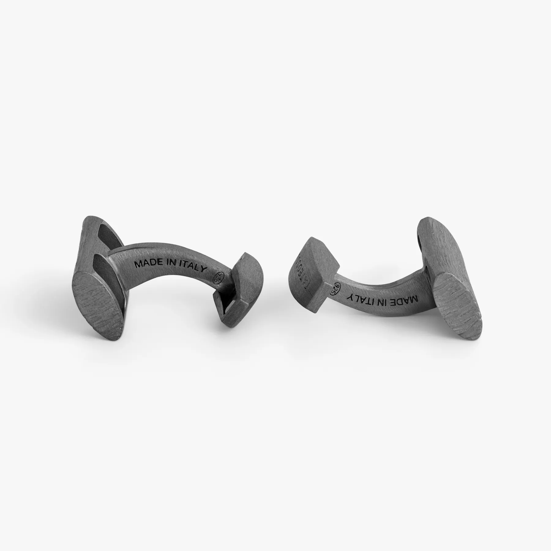 Graffiato cufflinks in Black Rhodium Plated Sterling Silver sold by Tateossian product image thumbnail 3