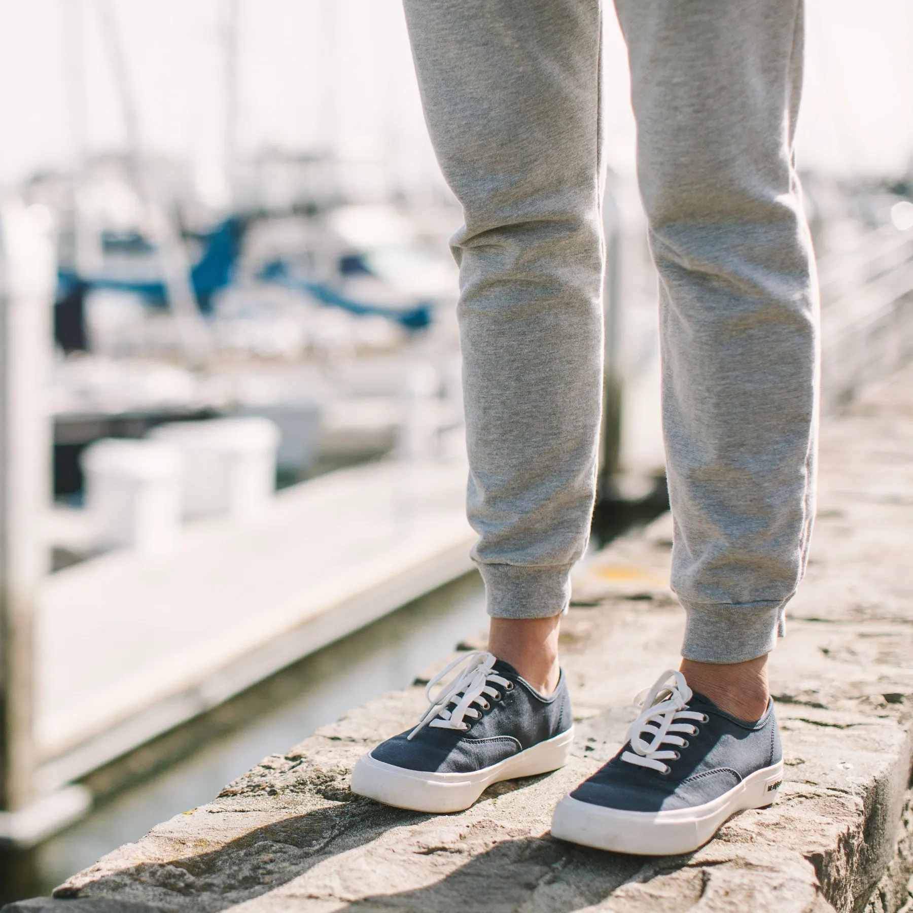 The Weekend Pant in Heather Grey sold by Taylor Stitch product image thumbnail 4