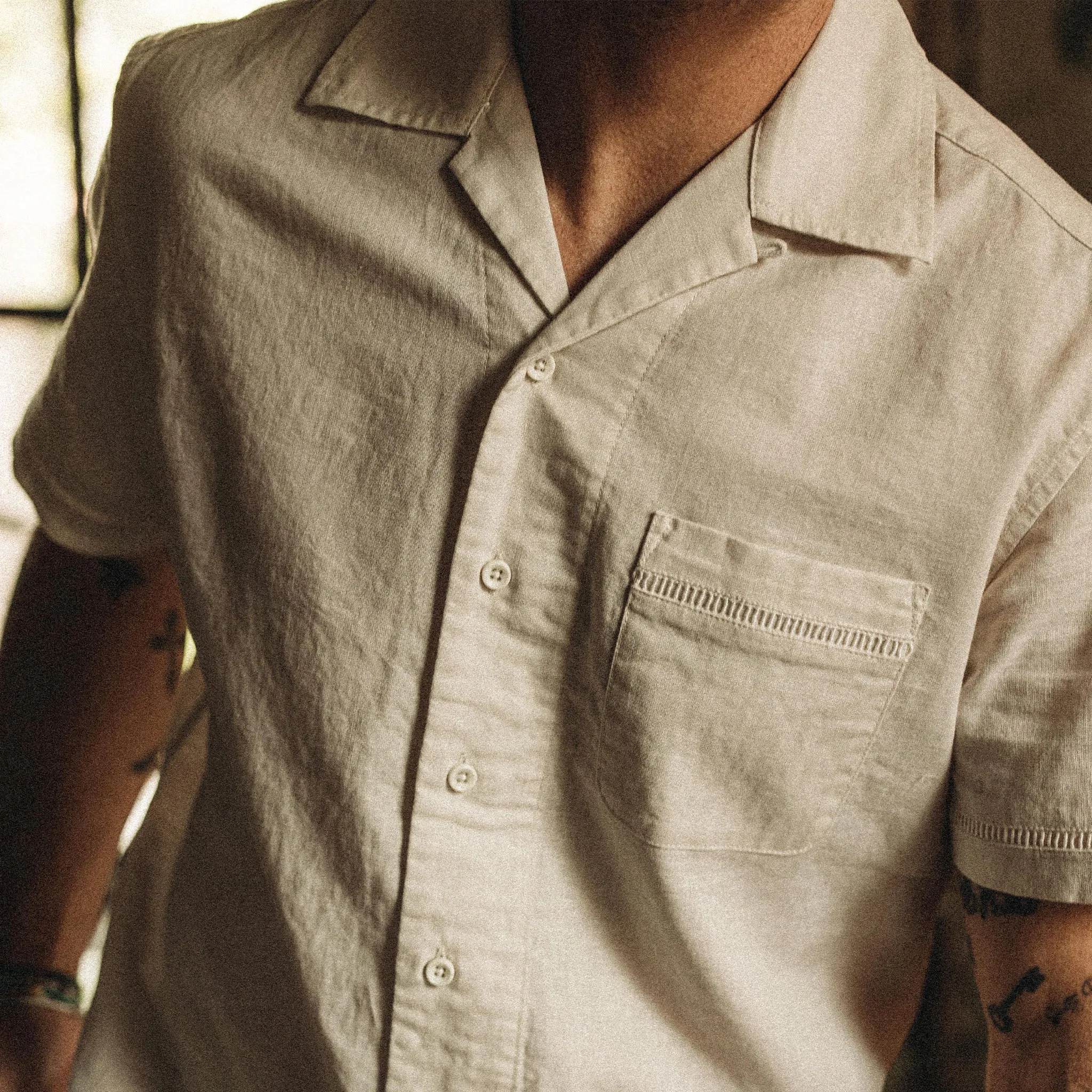 The Short Sleeve Hawthorne in Birch sold by Taylor Stitch product image thumbnail 3