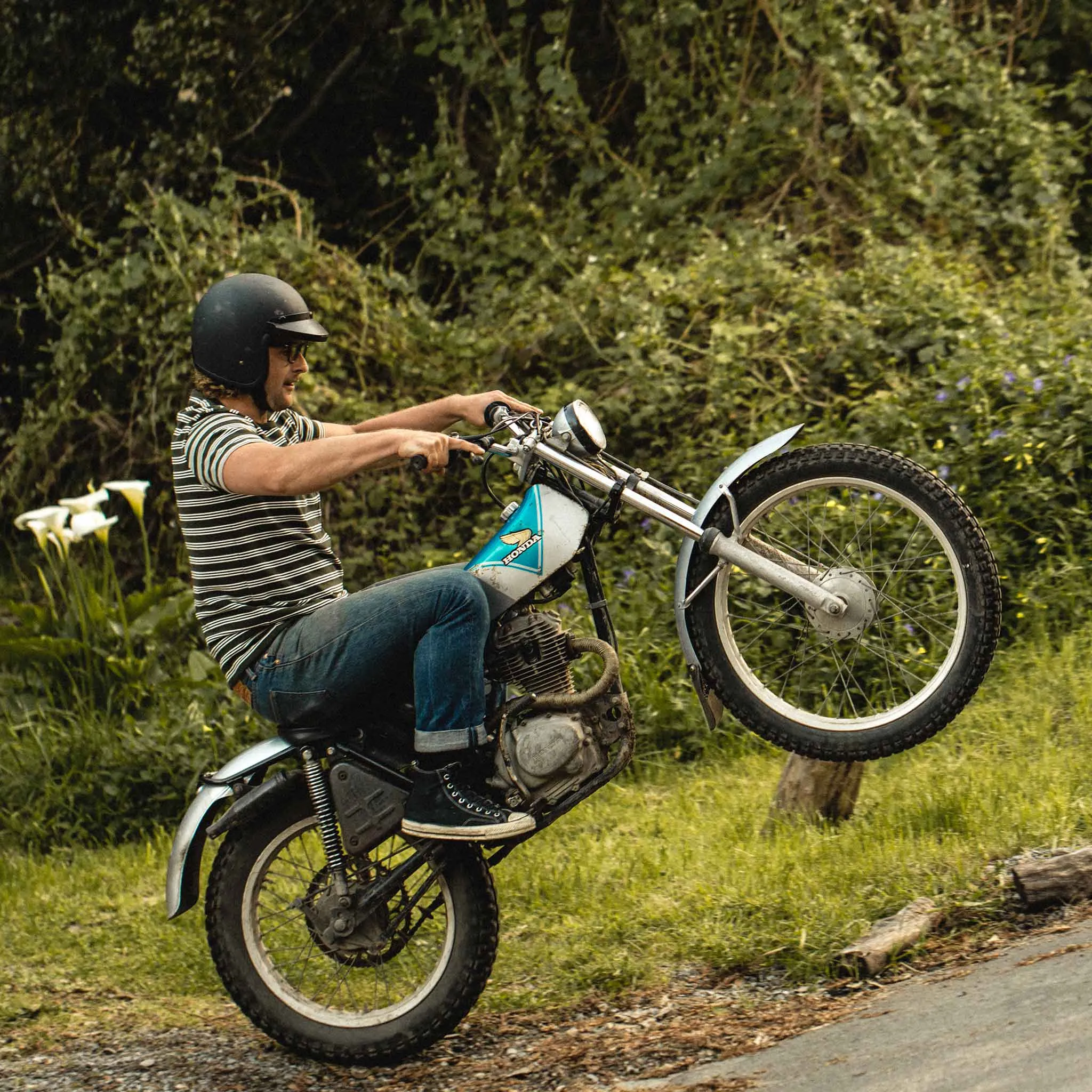 The Heavy Bag Tee in Cypress Stripe sold by Taylor Stitch product image thumbnail 2