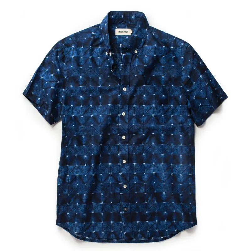 The Short Sleeve Jack in Deep Navy Geo sold by Taylor Stitch
