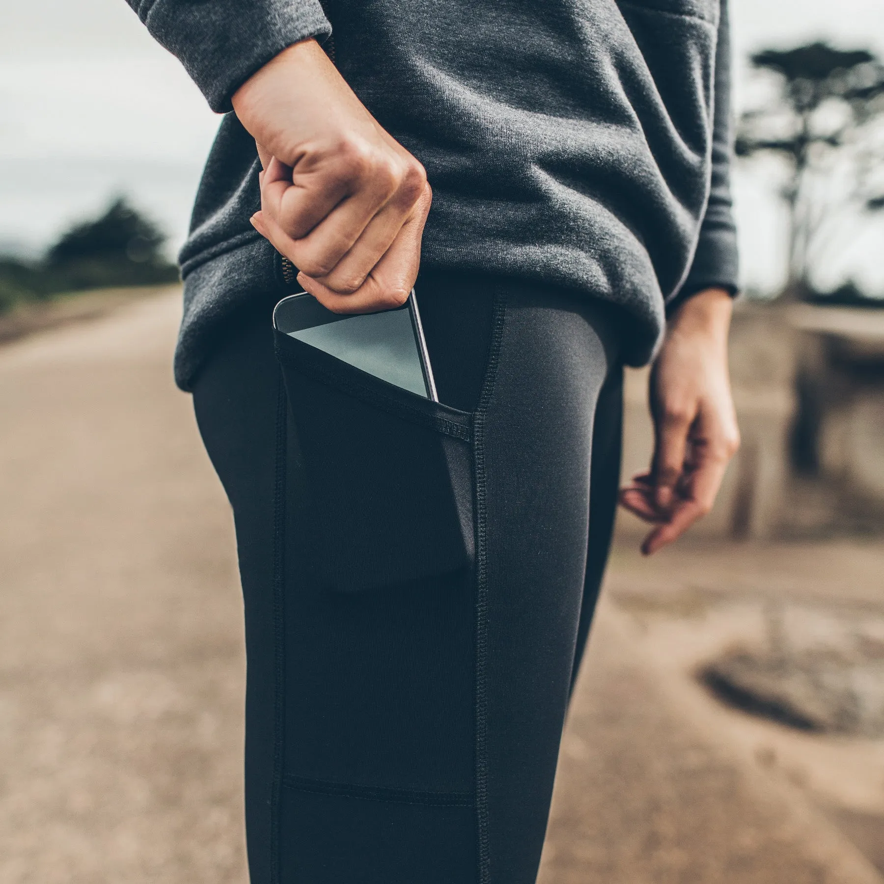 The Harper Legging in Black sold by Taylor Stitch product image thumbnail 5